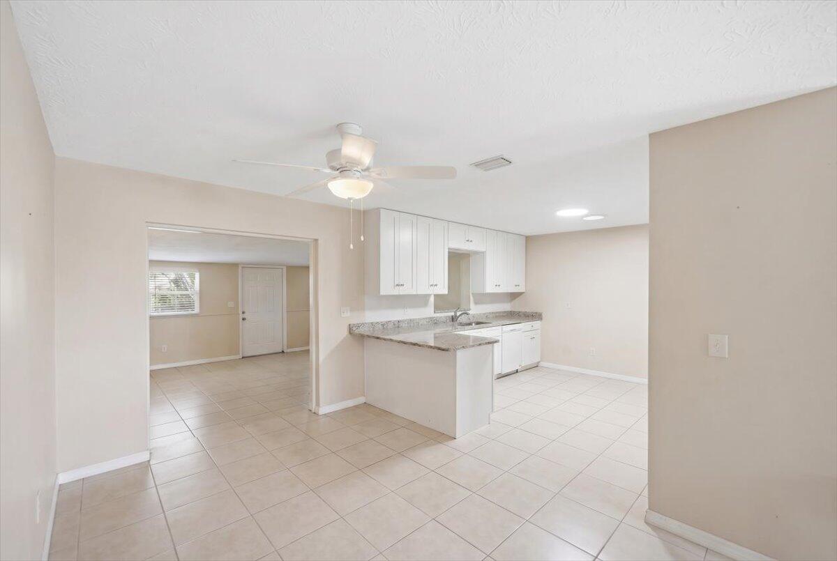 PORT ST LUCIE SECTION 3 - Residential