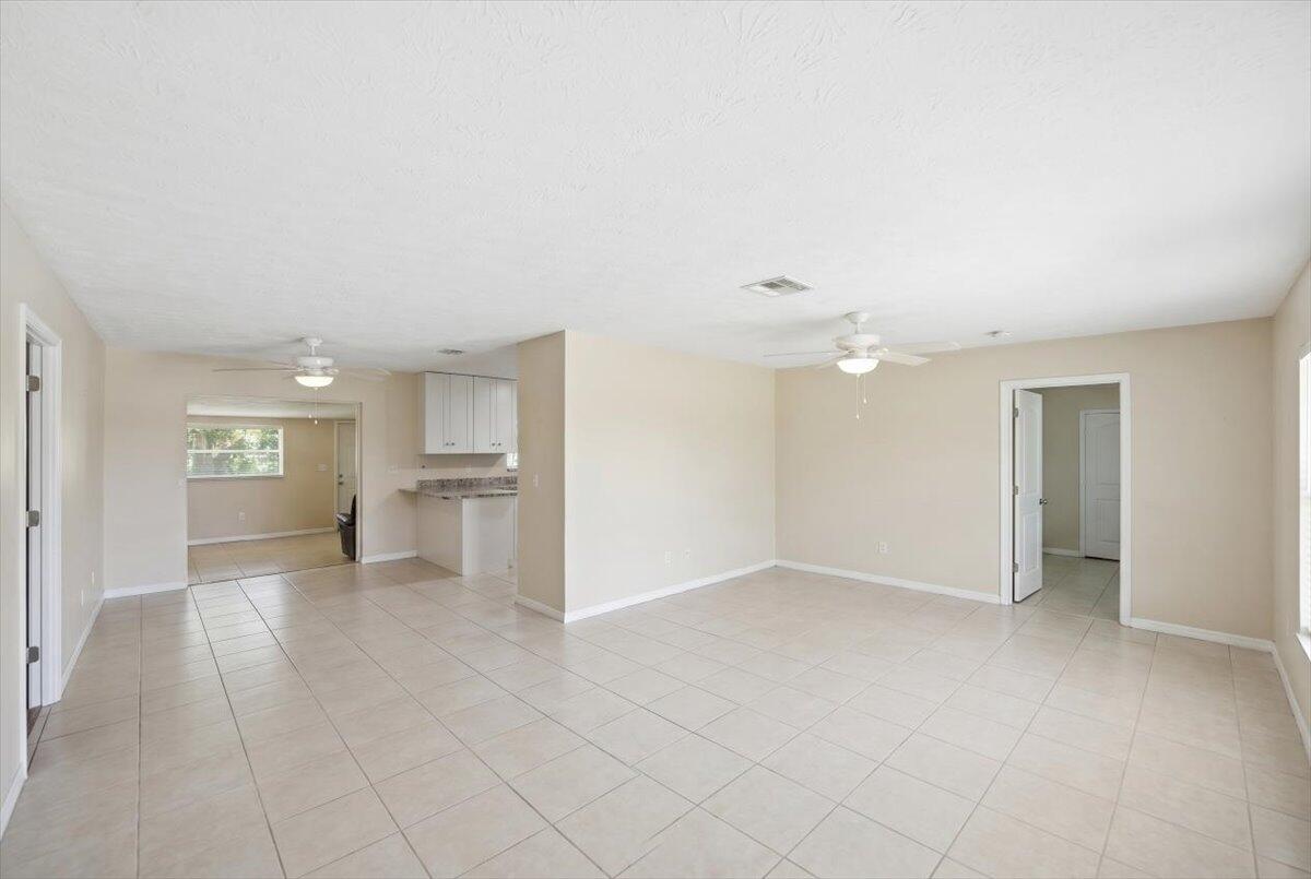 PORT ST LUCIE SECTION 3 - Residential