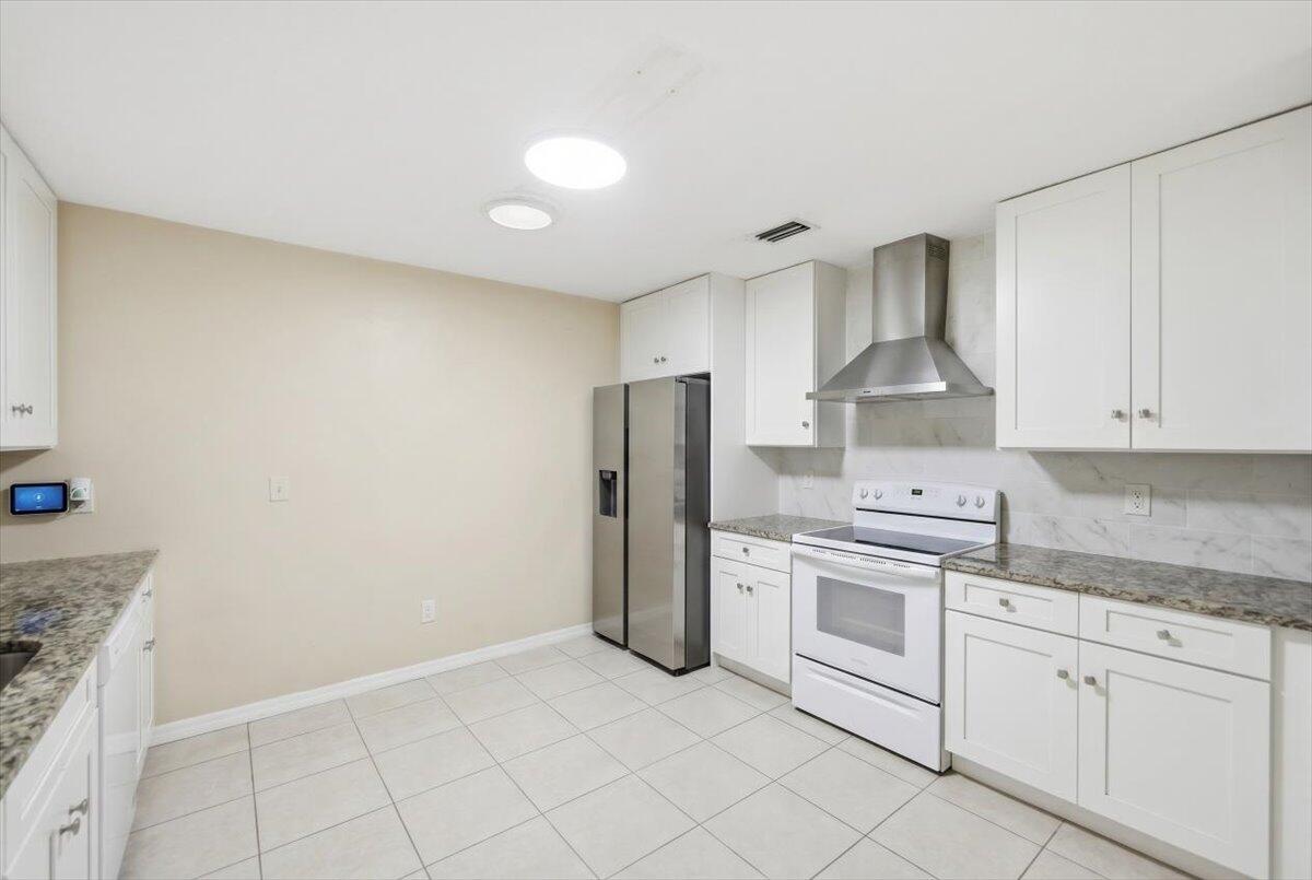 PORT ST LUCIE SECTION 3 - Residential