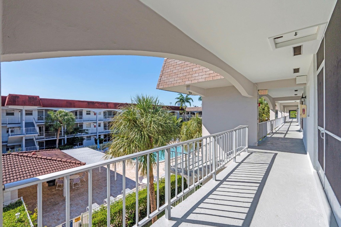 PARADISE VILLAS - Residential