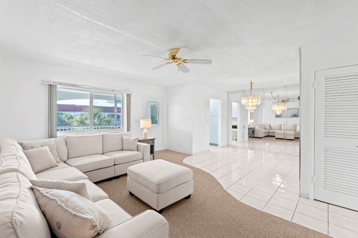 PARADISE VILLAS - Residential