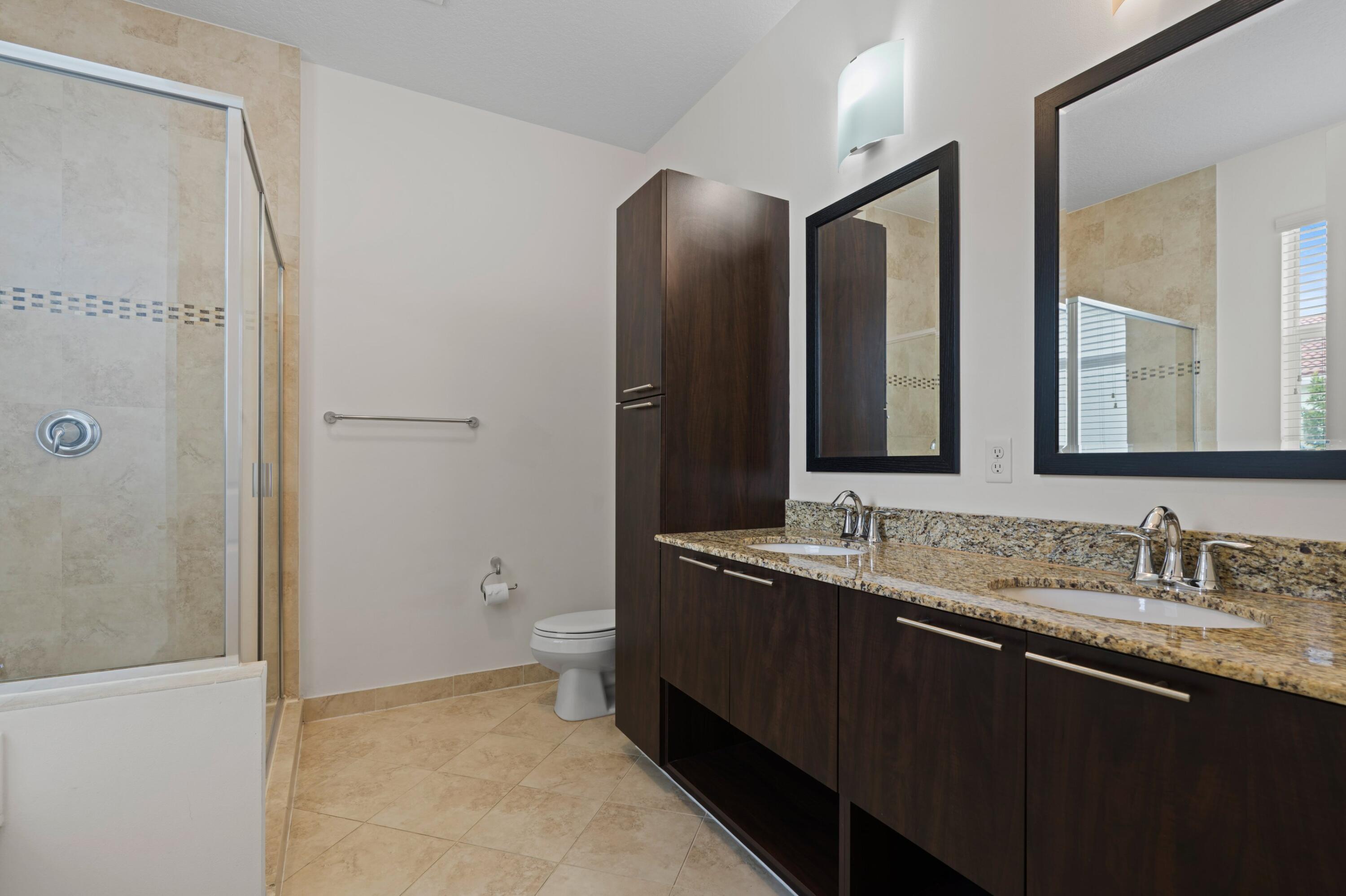 BLUE LAKE TOWNHOMES - Residential Lease