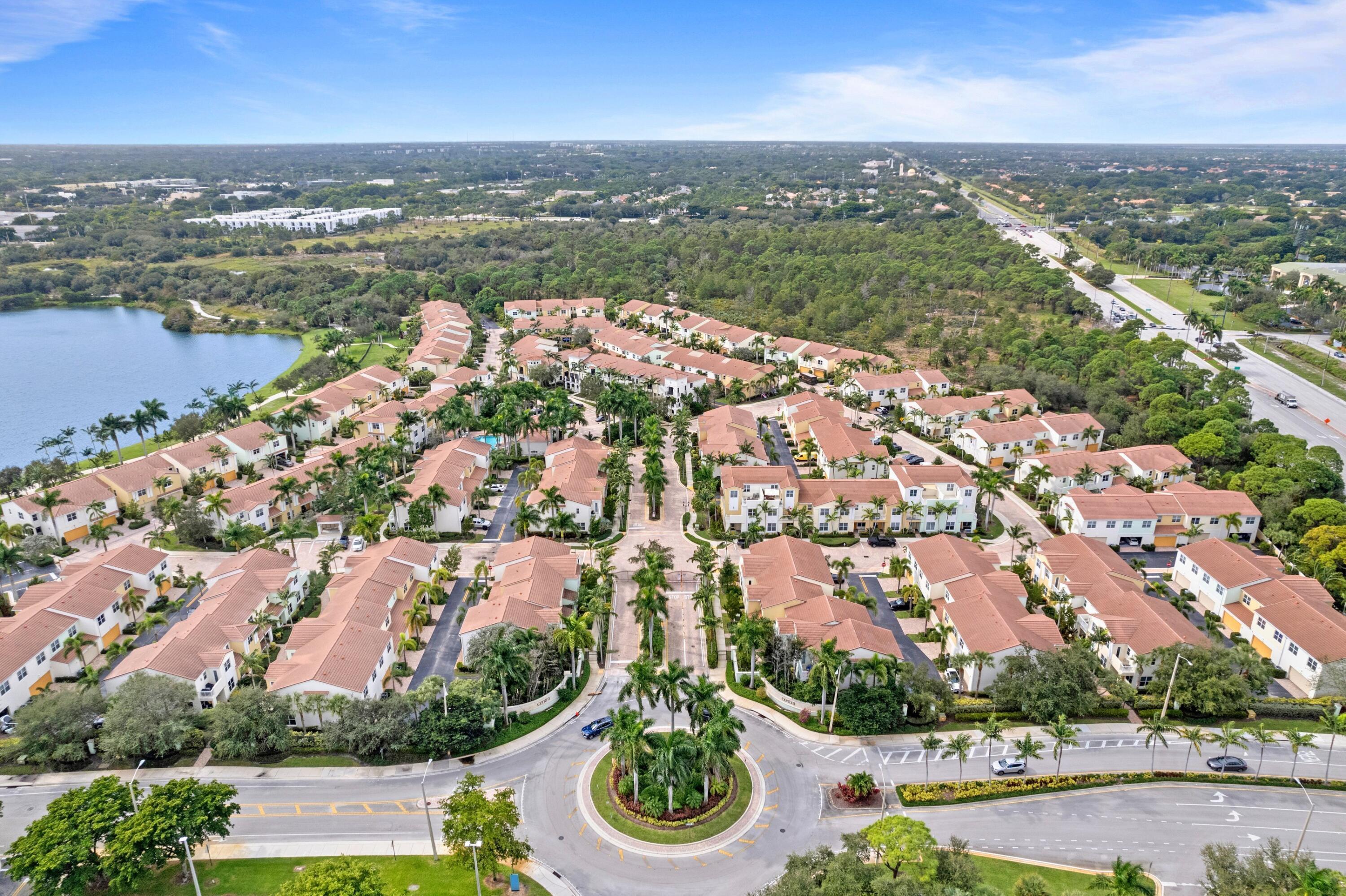 BLUE LAKE TOWNHOMES - Residential Lease