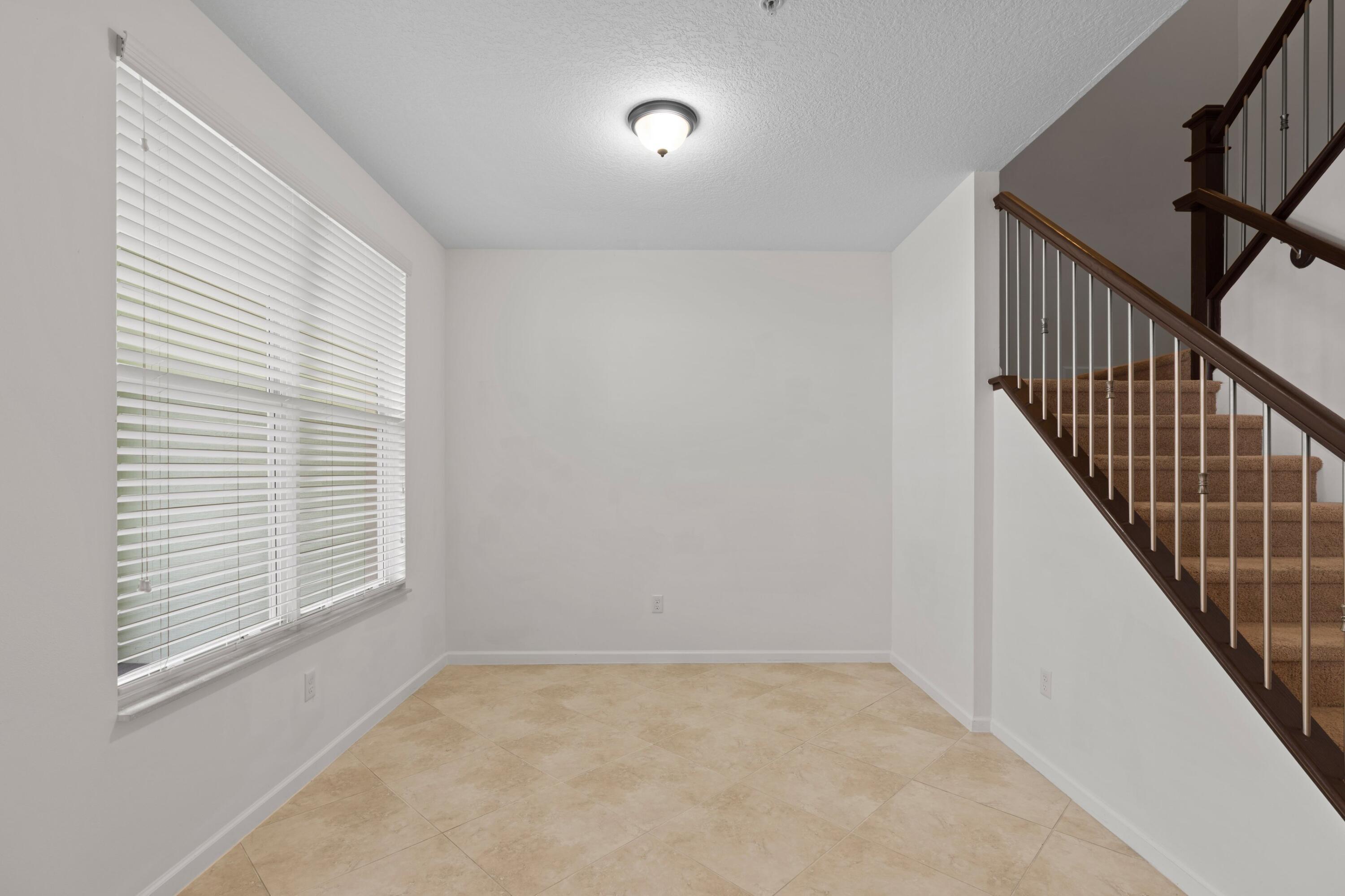 BLUE LAKE TOWNHOMES - Residential Lease