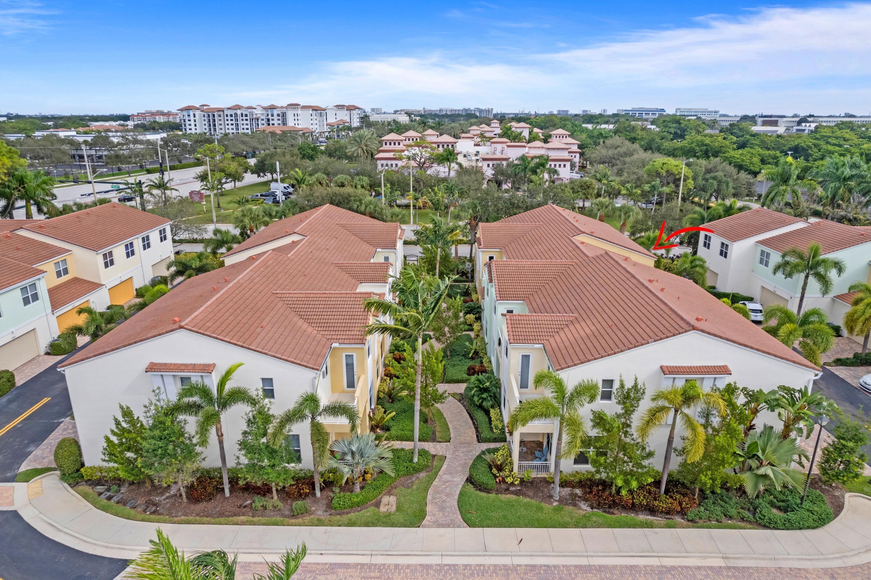 BLUE LAKE TOWNHOMES - Residential Lease