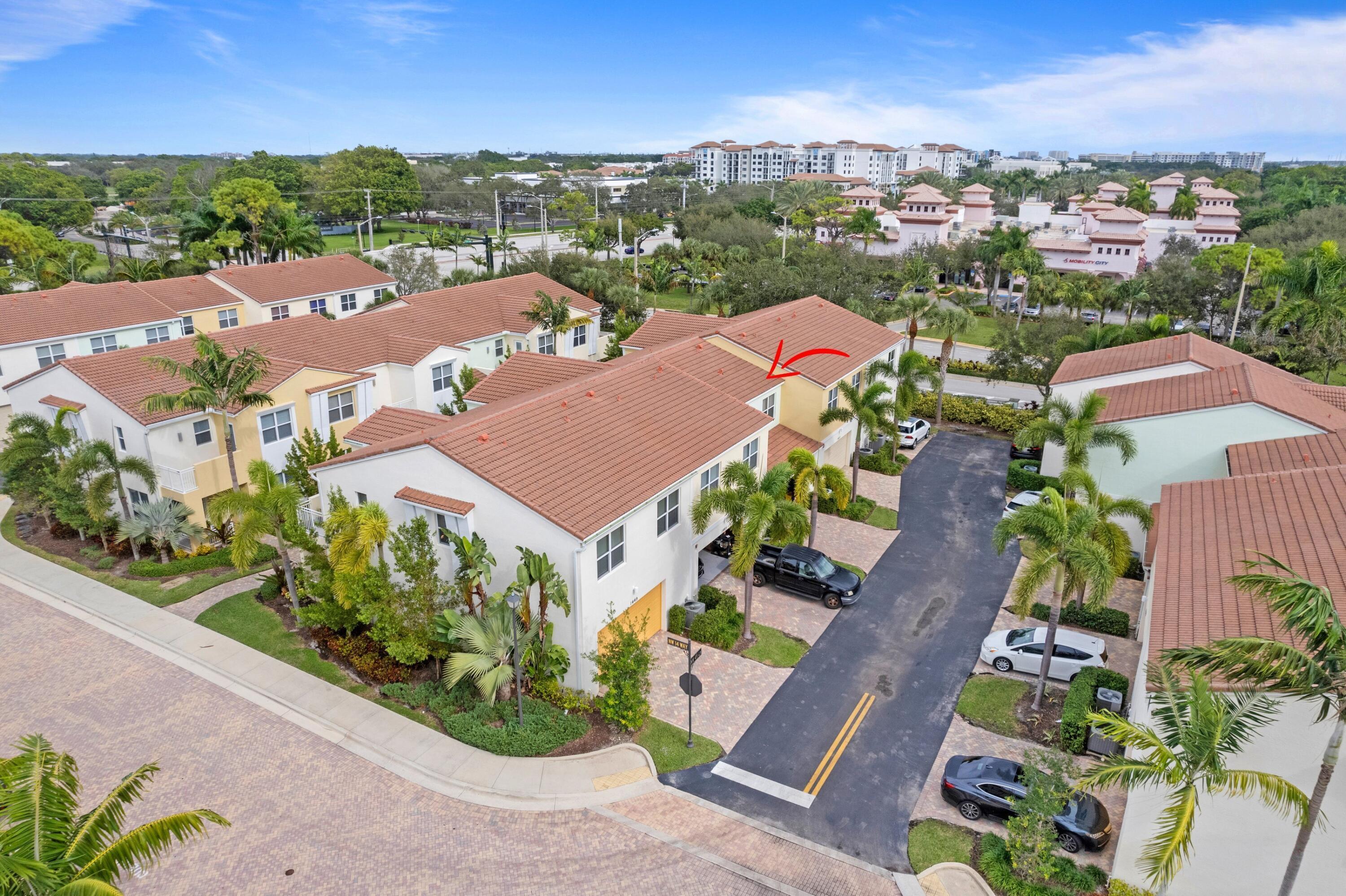 BLUE LAKE TOWNHOMES - Residential Lease