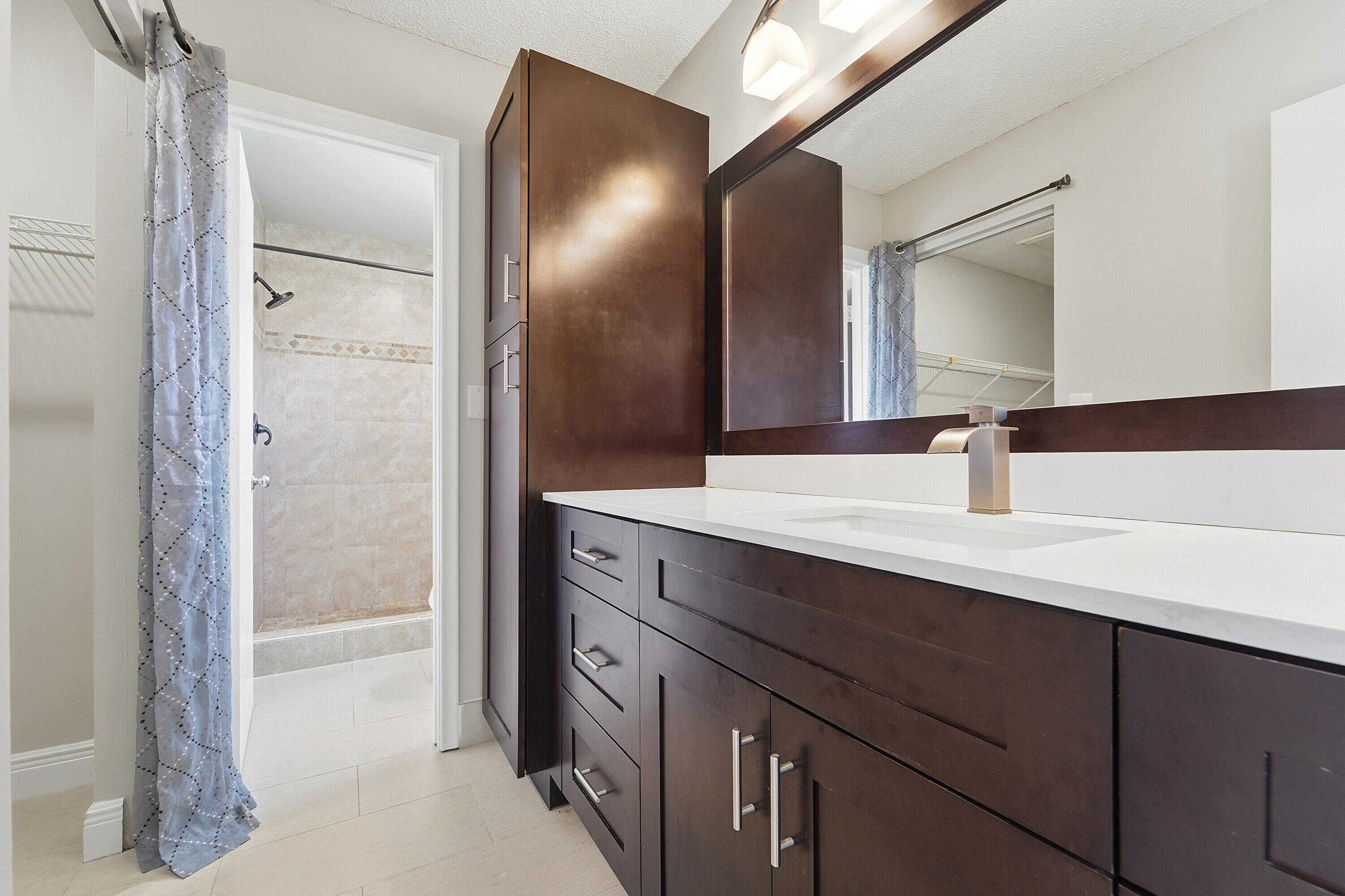 WOODLAKE ISLES NORTH CONDO - Residential