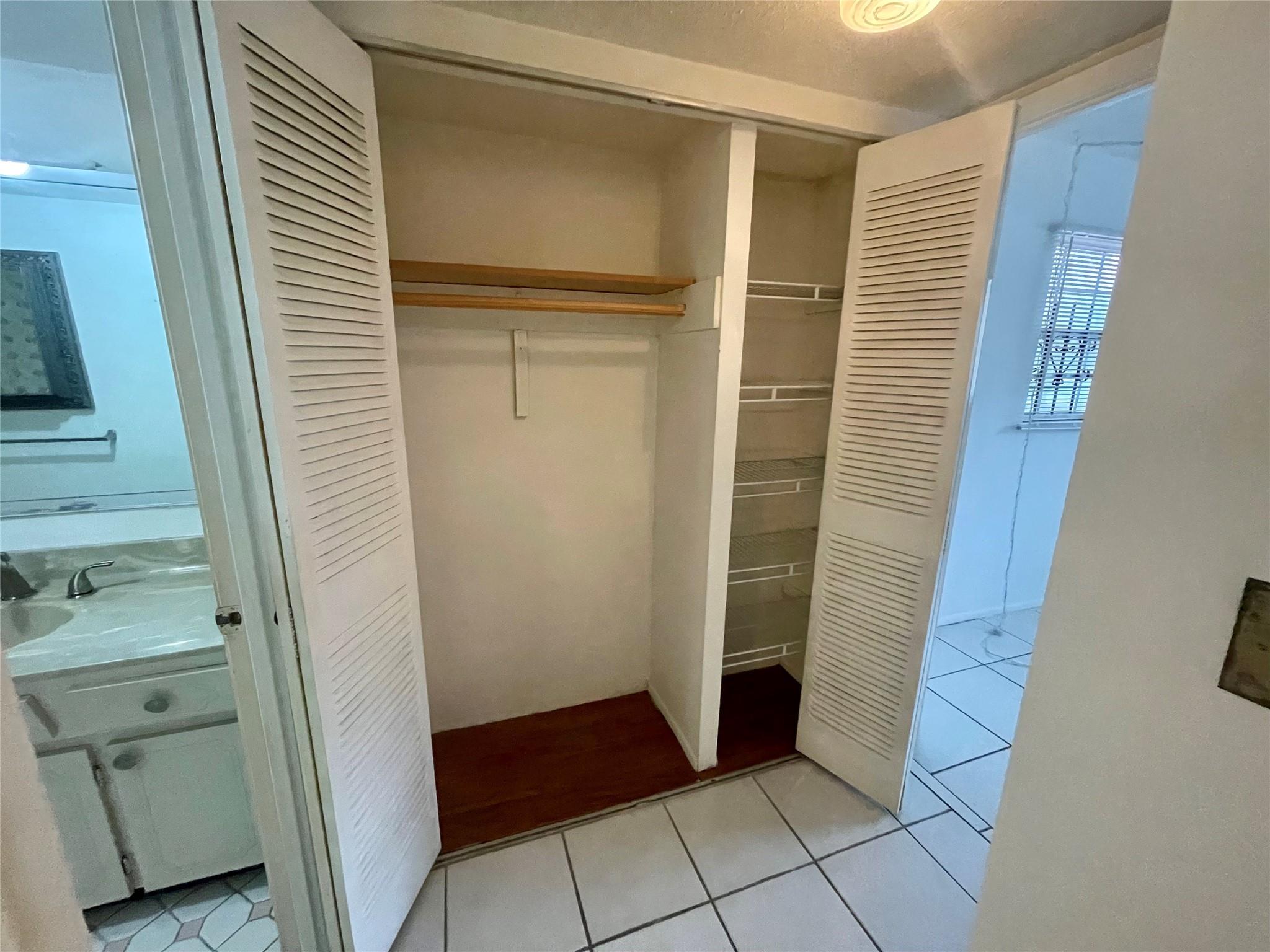 Ruby Condo - Residential