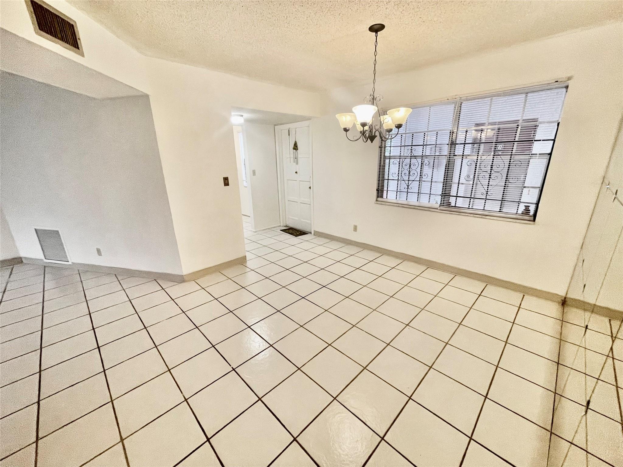 Ruby Condo - Residential