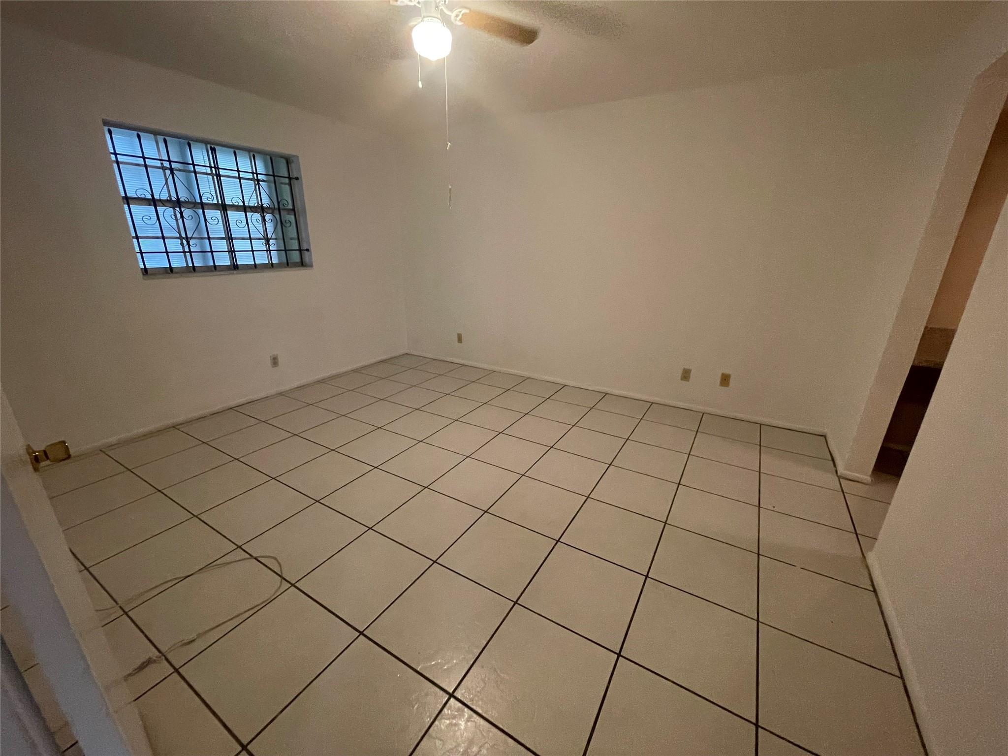 Ruby Condo - Residential
