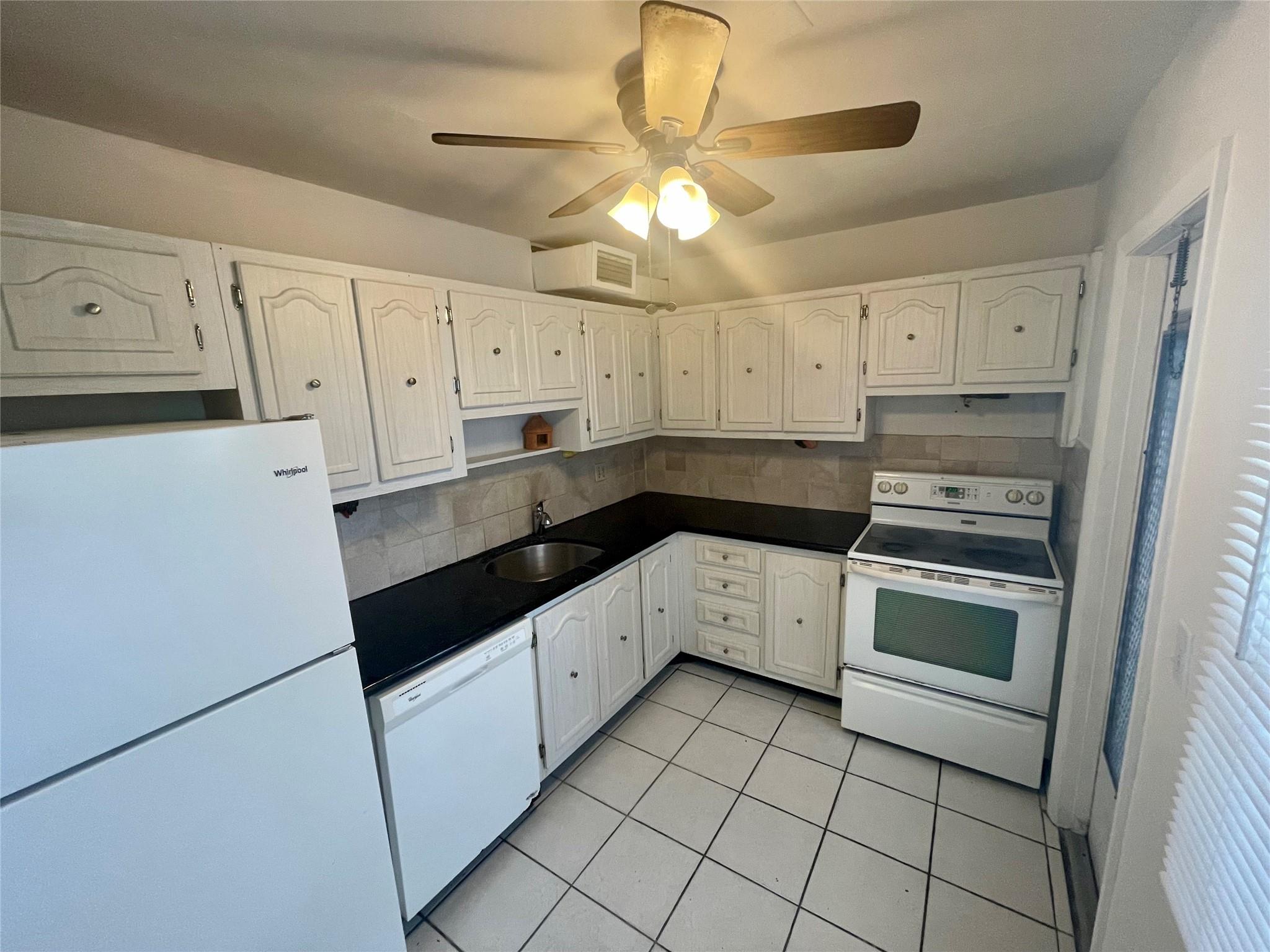 Ruby Condo - Residential