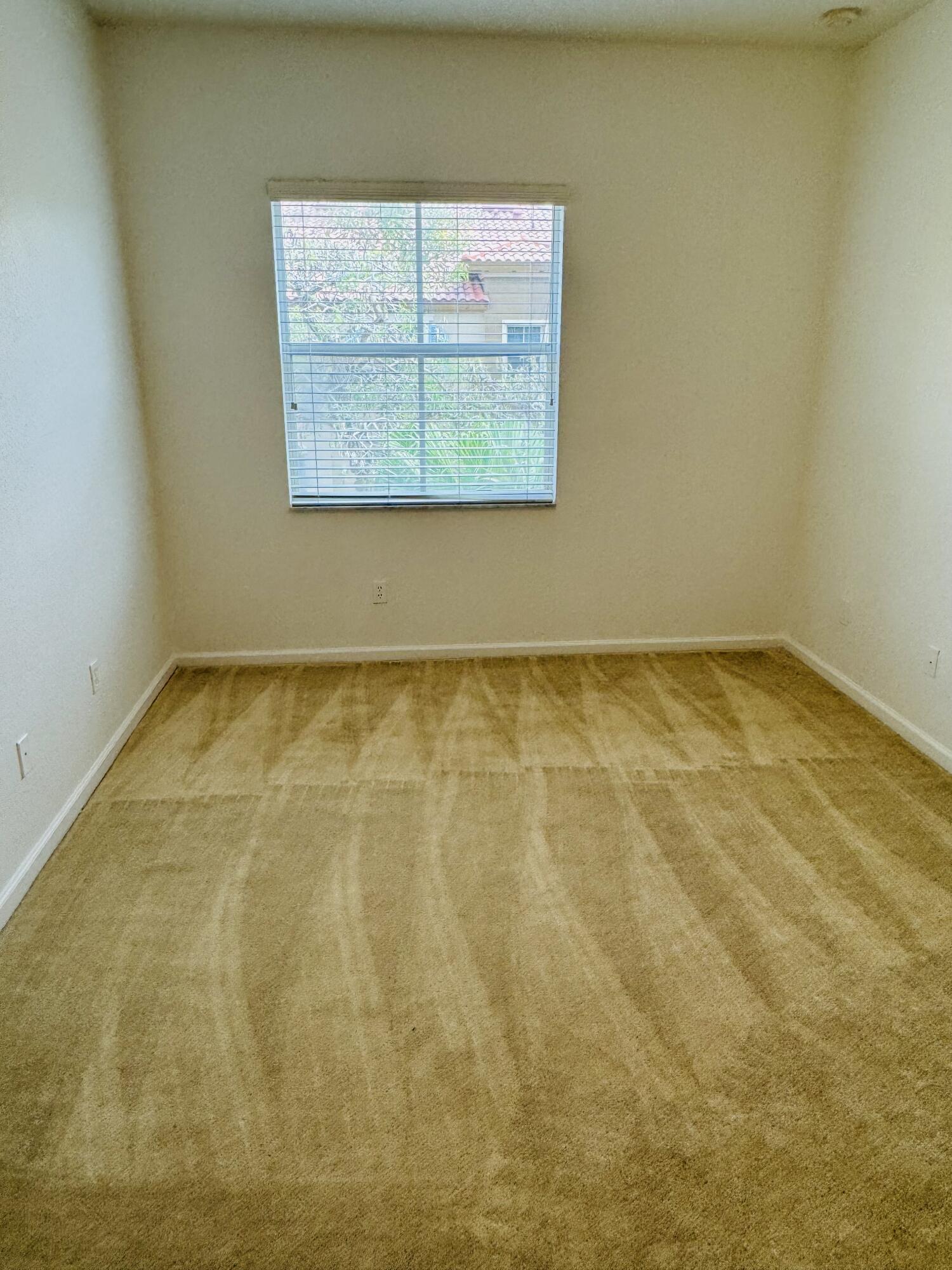 LINKS AT EMERALD DUNES CONDO - Residential