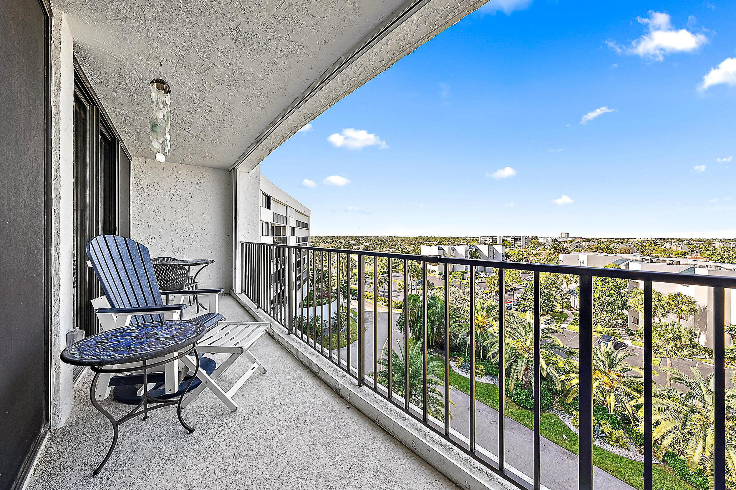OCEANCREST CONDO APTS - Residential