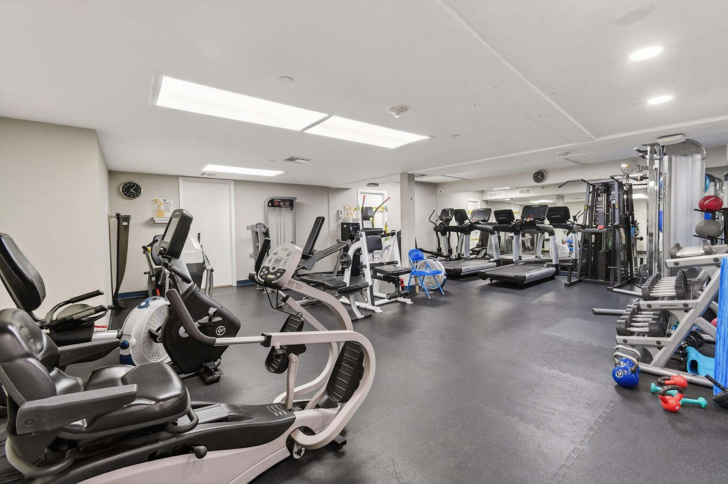 OCEANCREST CONDO APTS - Residential