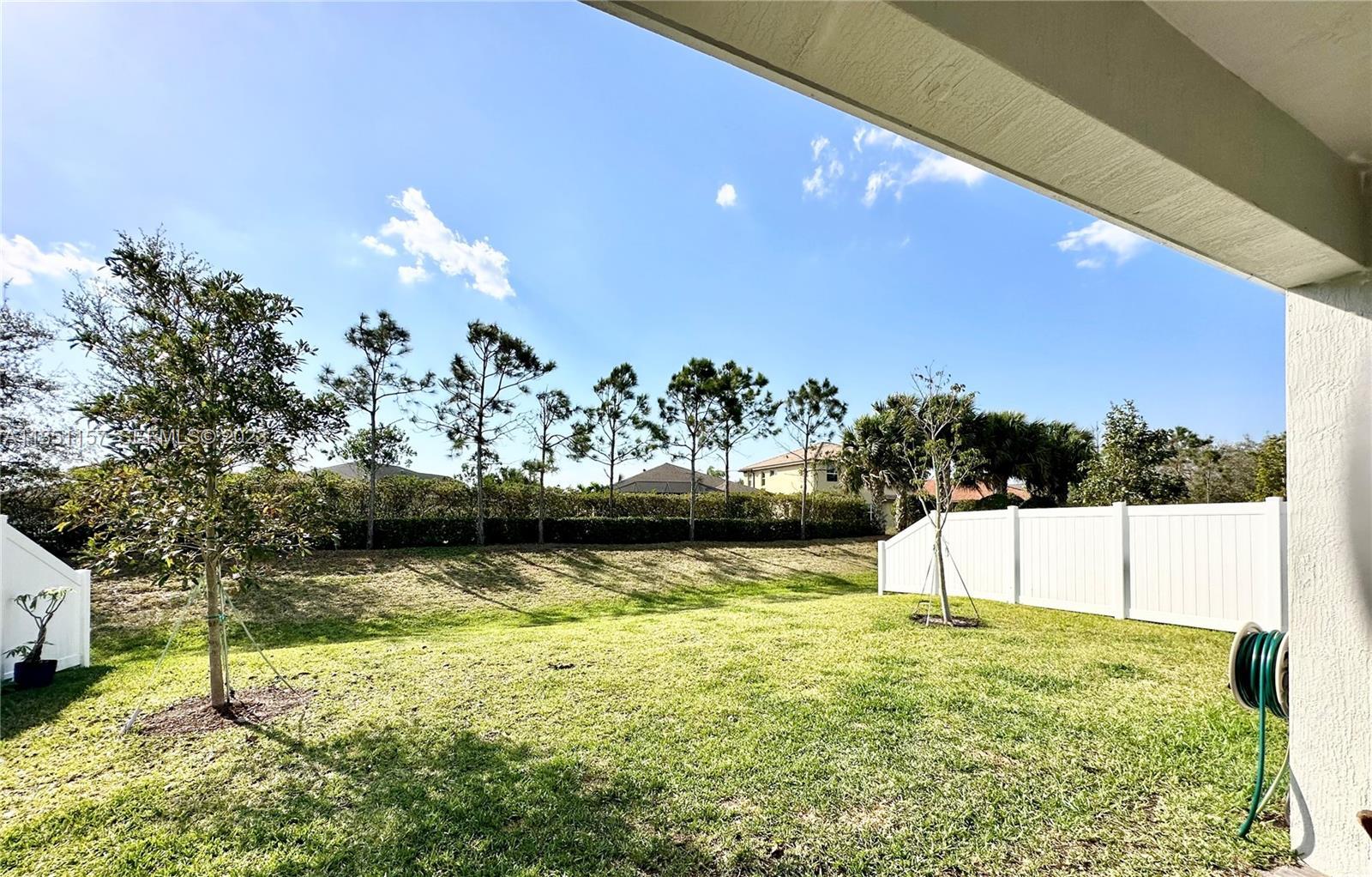 MATTAMY AT SOUTHERN GROVE PLAT 1 REPLAT - Residential Lease