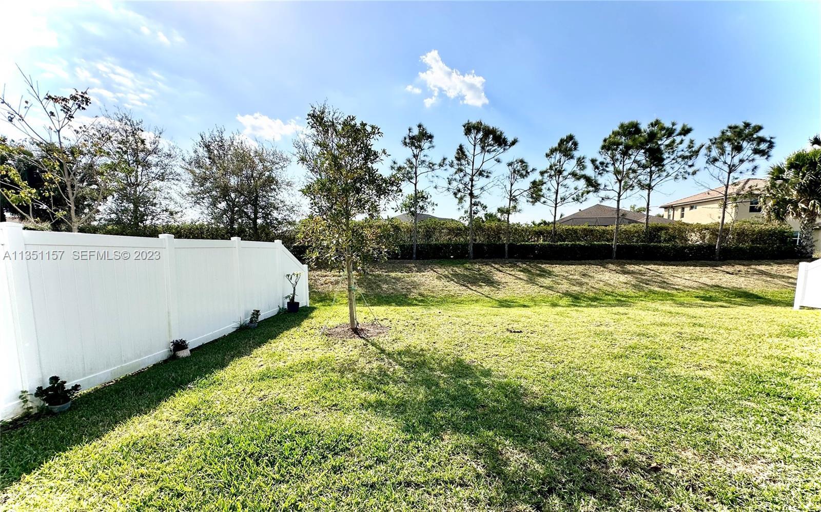 MATTAMY AT SOUTHERN GROVE PLAT 1 REPLAT - Residential Lease