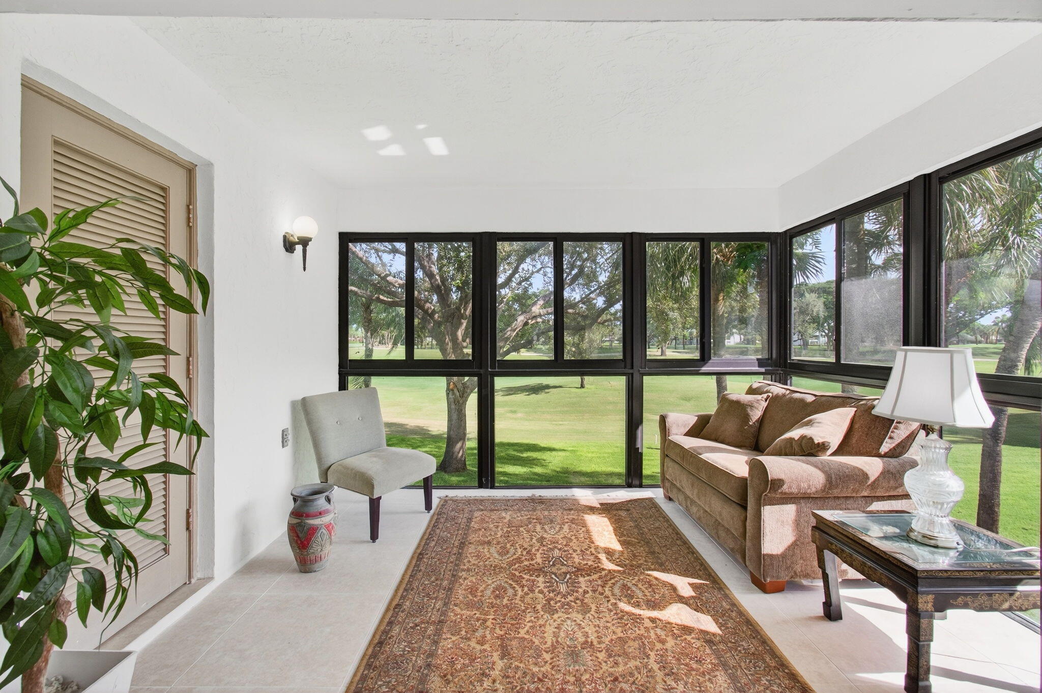 HUNTERS RUN - Residential