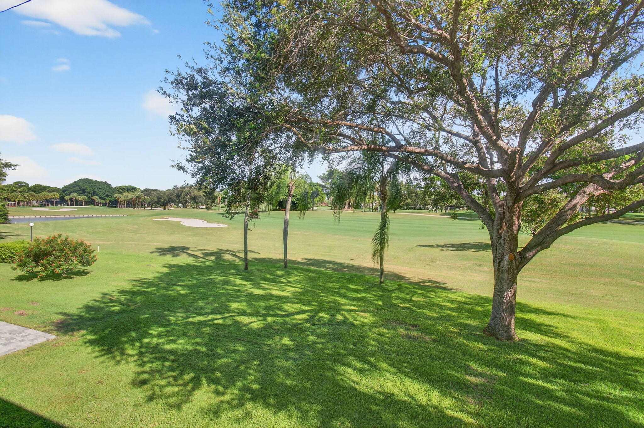 HUNTERS RUN - Residential