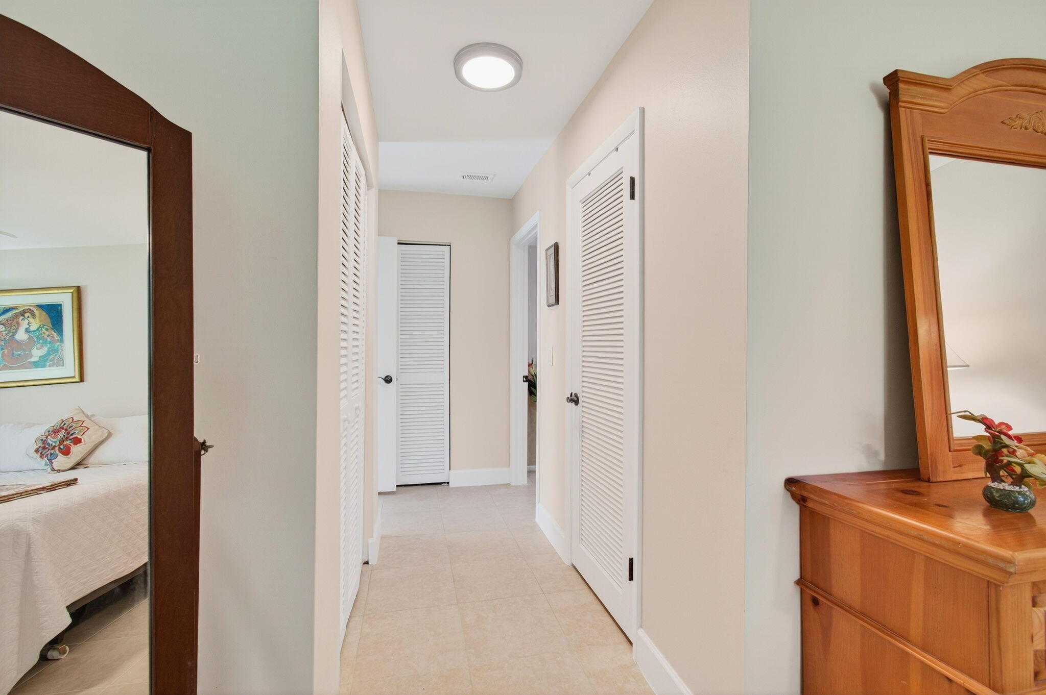 HUNTERS RUN - Residential