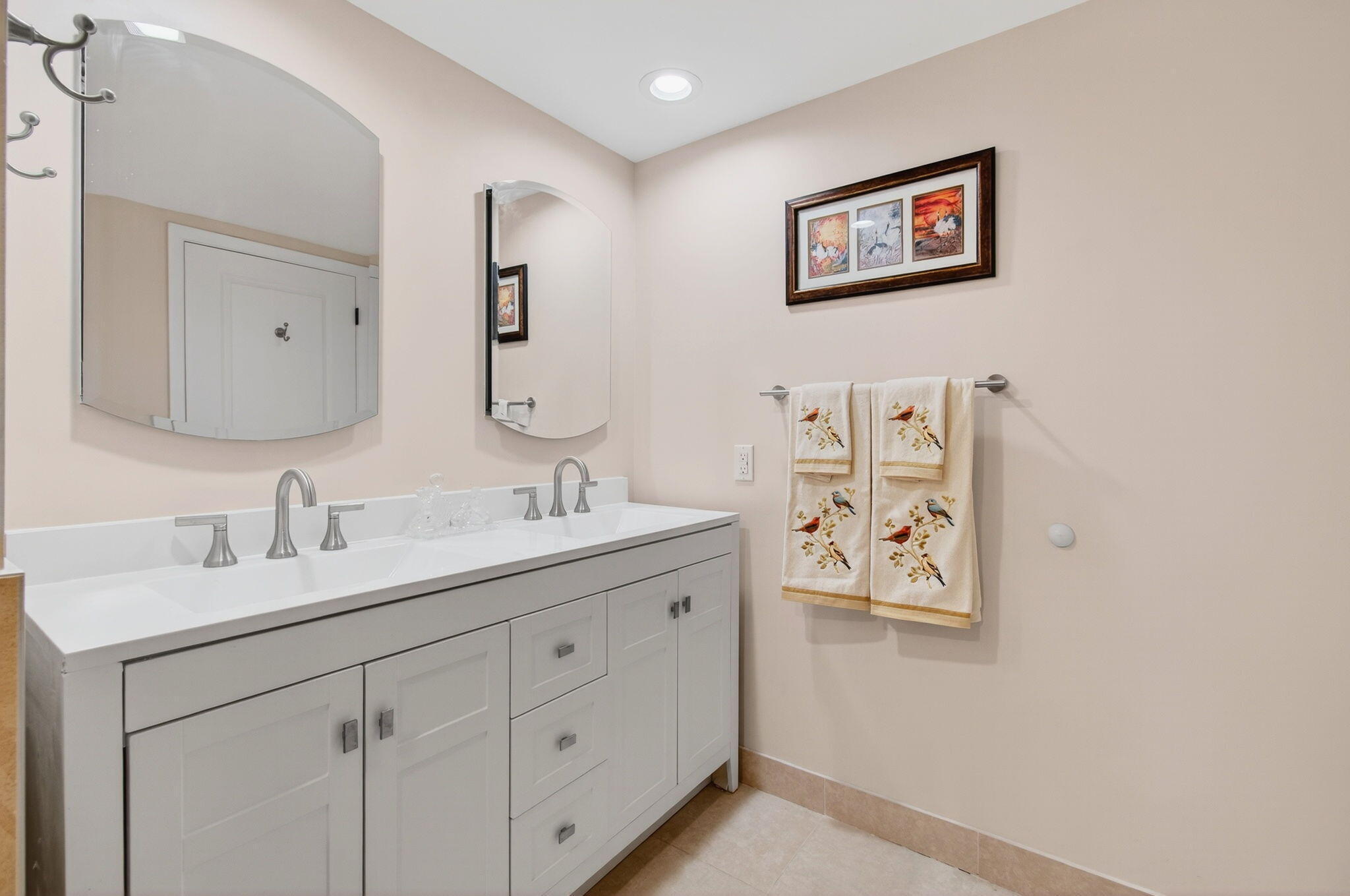 HUNTERS RUN - Residential