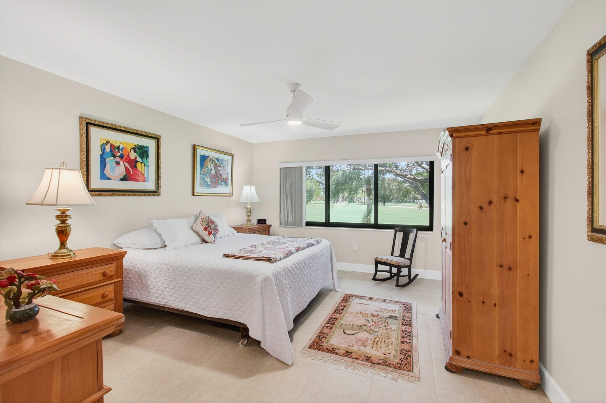 HUNTERS RUN - Residential