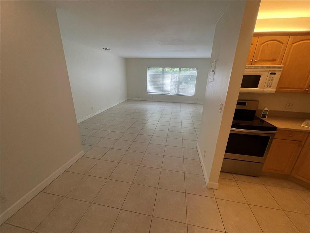 LAS OLAS VILLAS CONDO - Residential Lease
