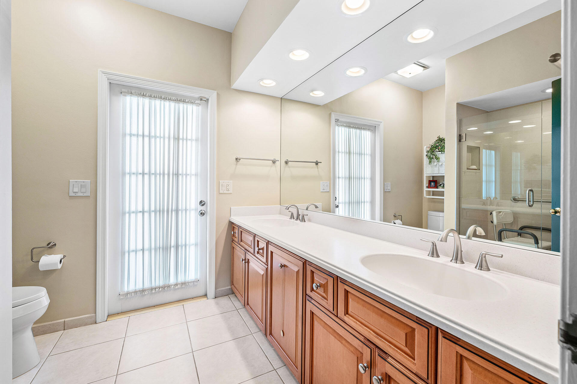 ROYAL PALM YACHT & COUNTRY CLUB - Residential
