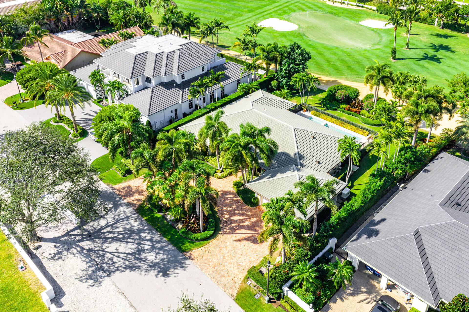ROYAL PALM YACHT & COUNTRY CLUB - Residential