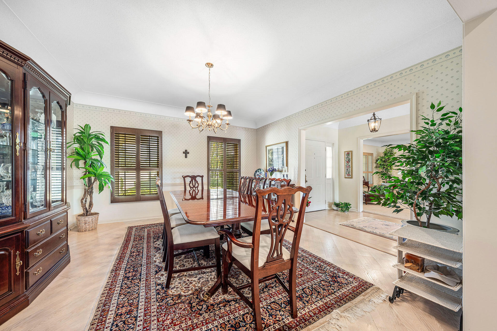 ROYAL PALM YACHT & COUNTRY CLUB - Residential