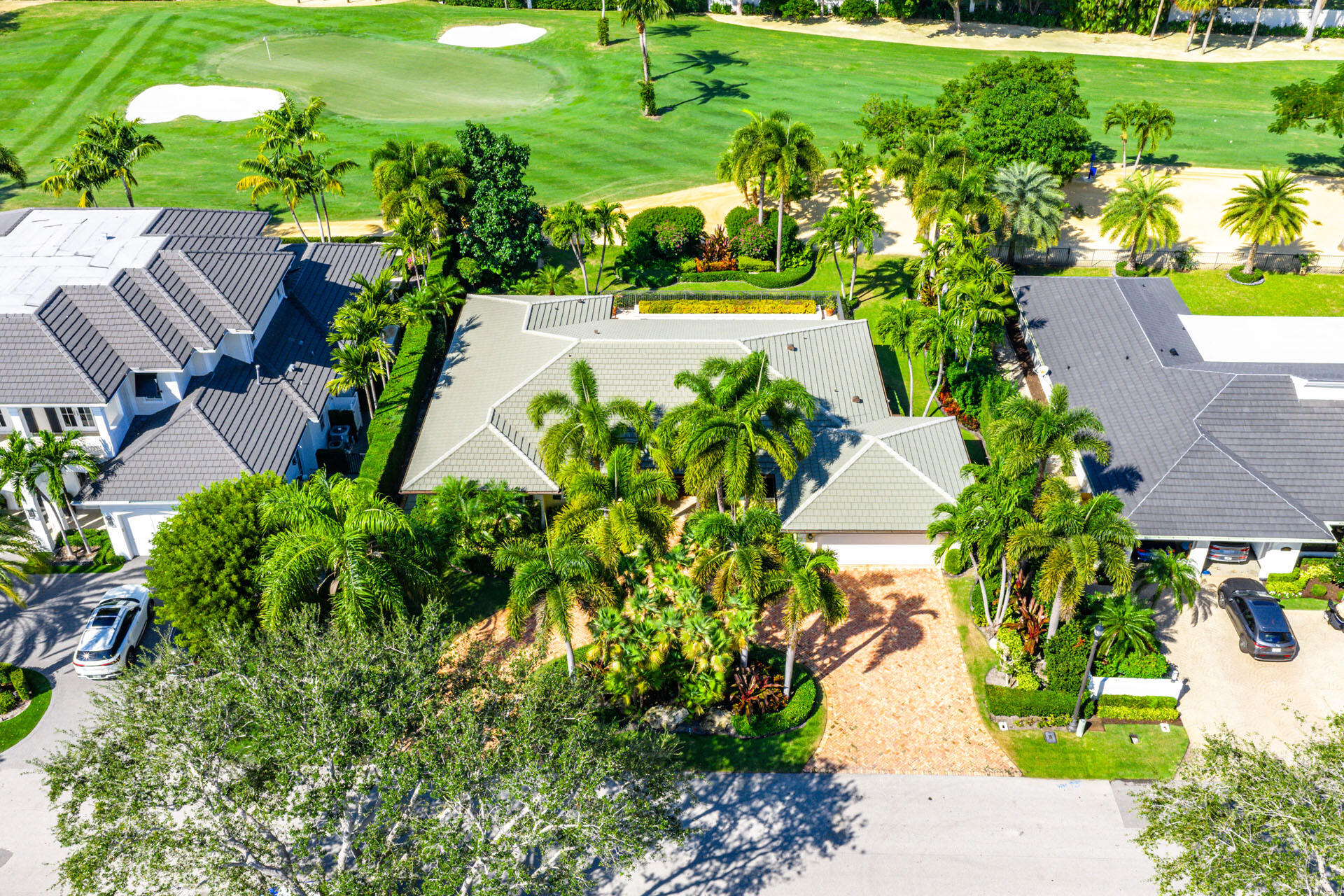 ROYAL PALM YACHT & COUNTRY CLUB - Residential