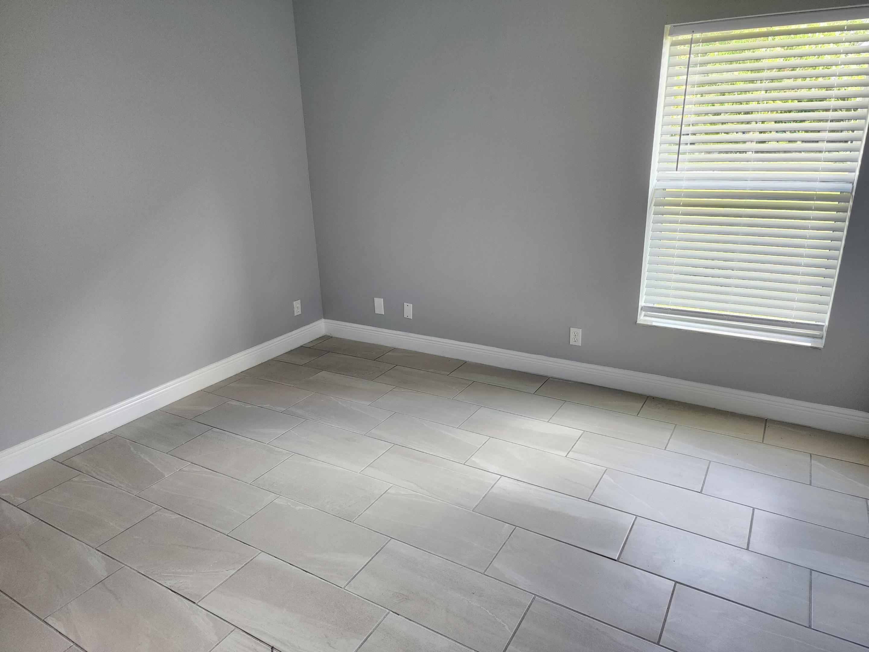 PORT ST LUCIE SECTION 33 - Residential Lease