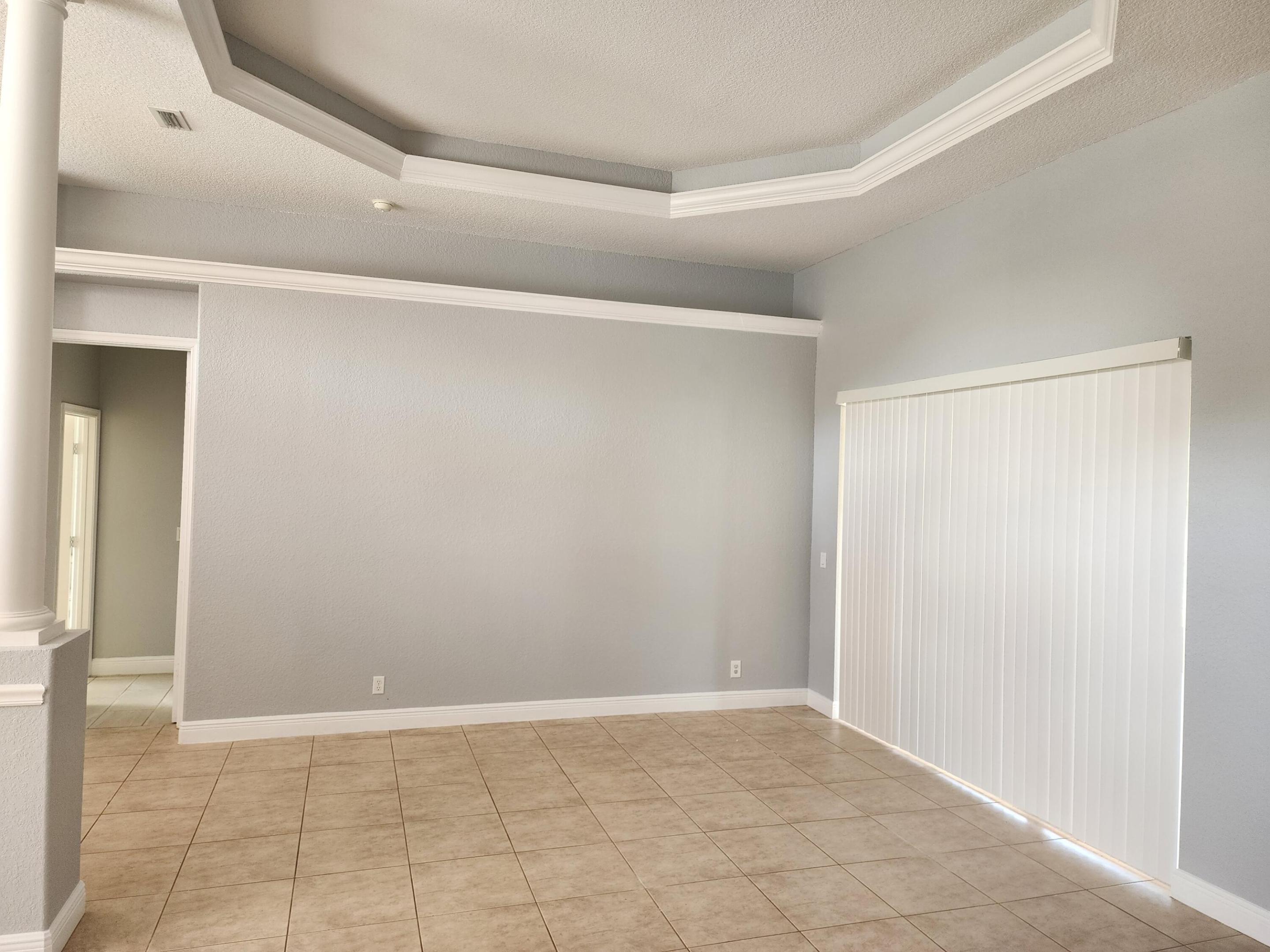 PORT ST LUCIE SECTION 33 - Residential Lease