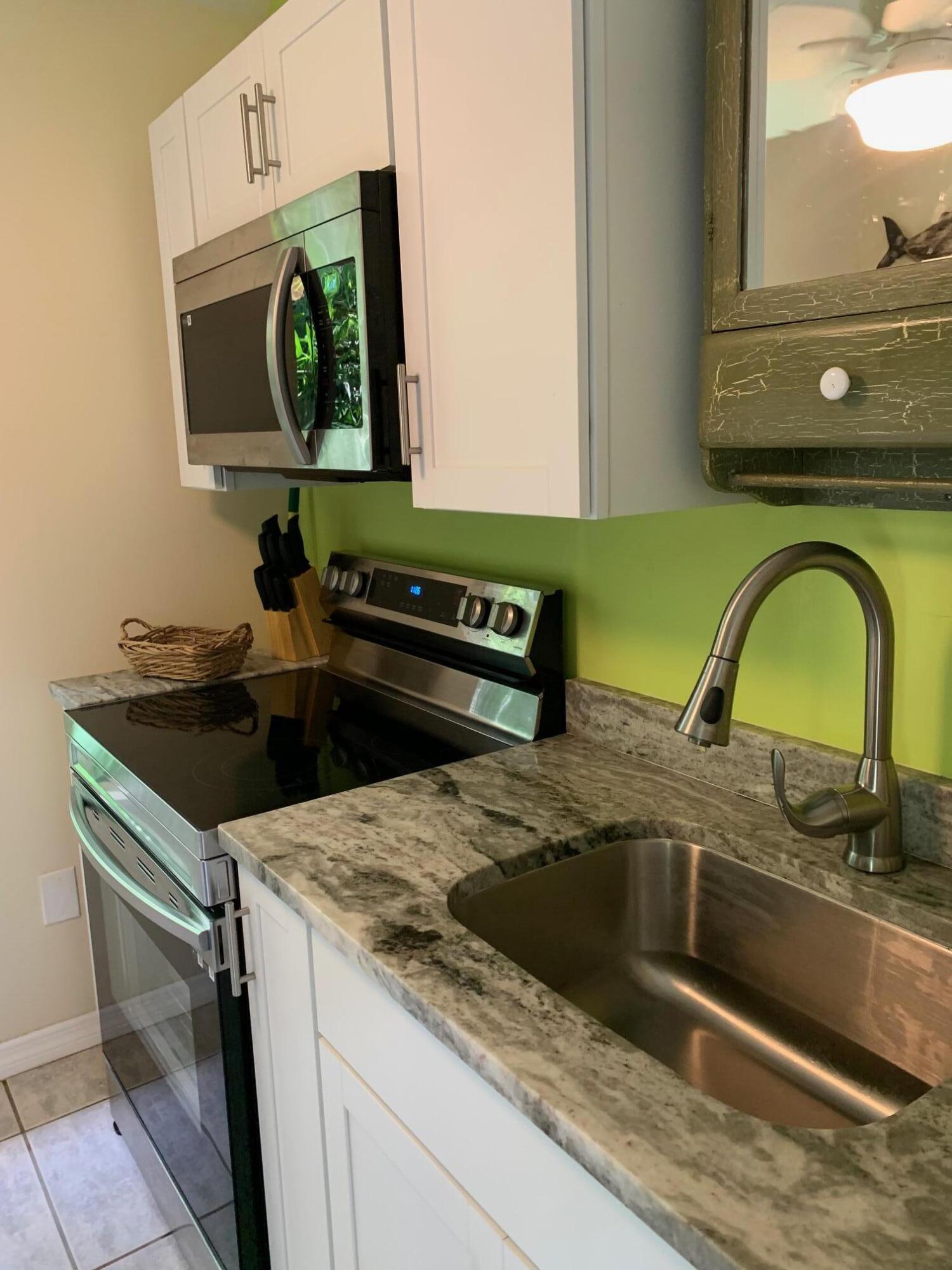 MULBERRY - Residential Lease