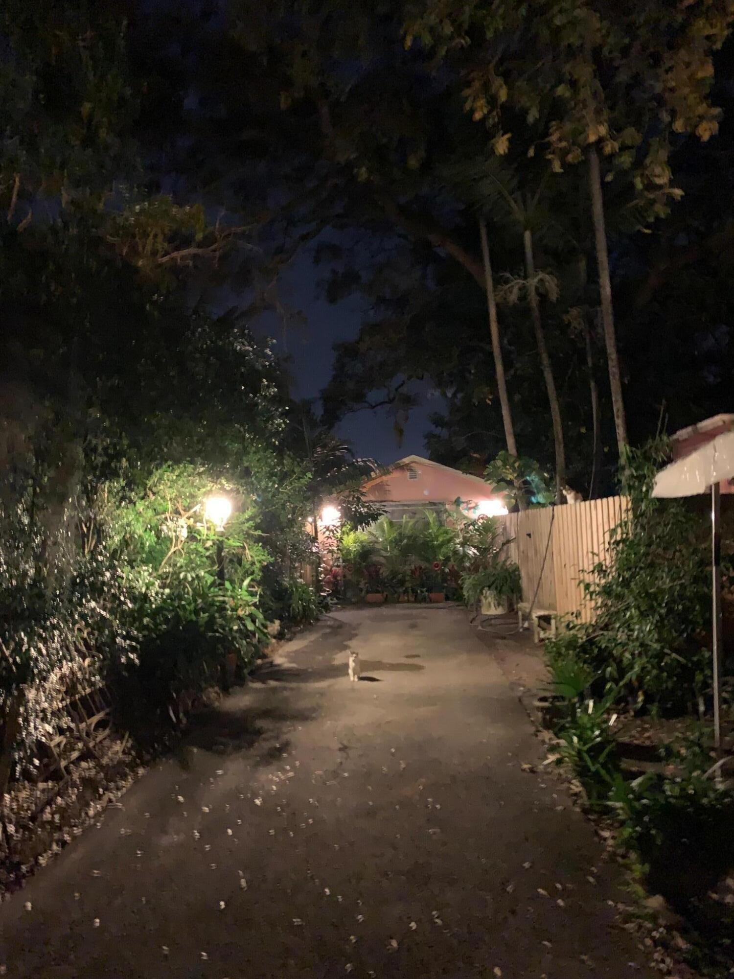 MULBERRY - Residential Lease