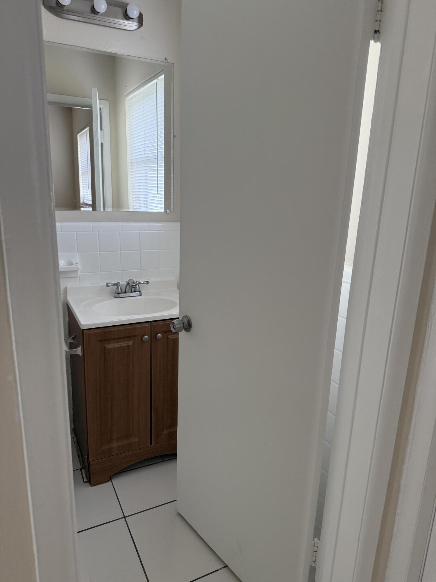ROCK HILL SEC - Residential Lease