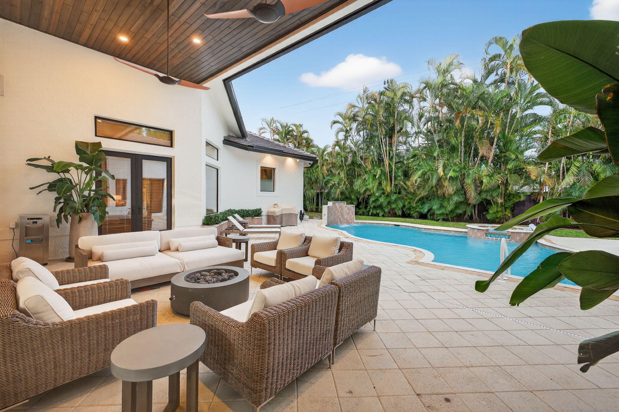 HARBOR BEACH - Residential