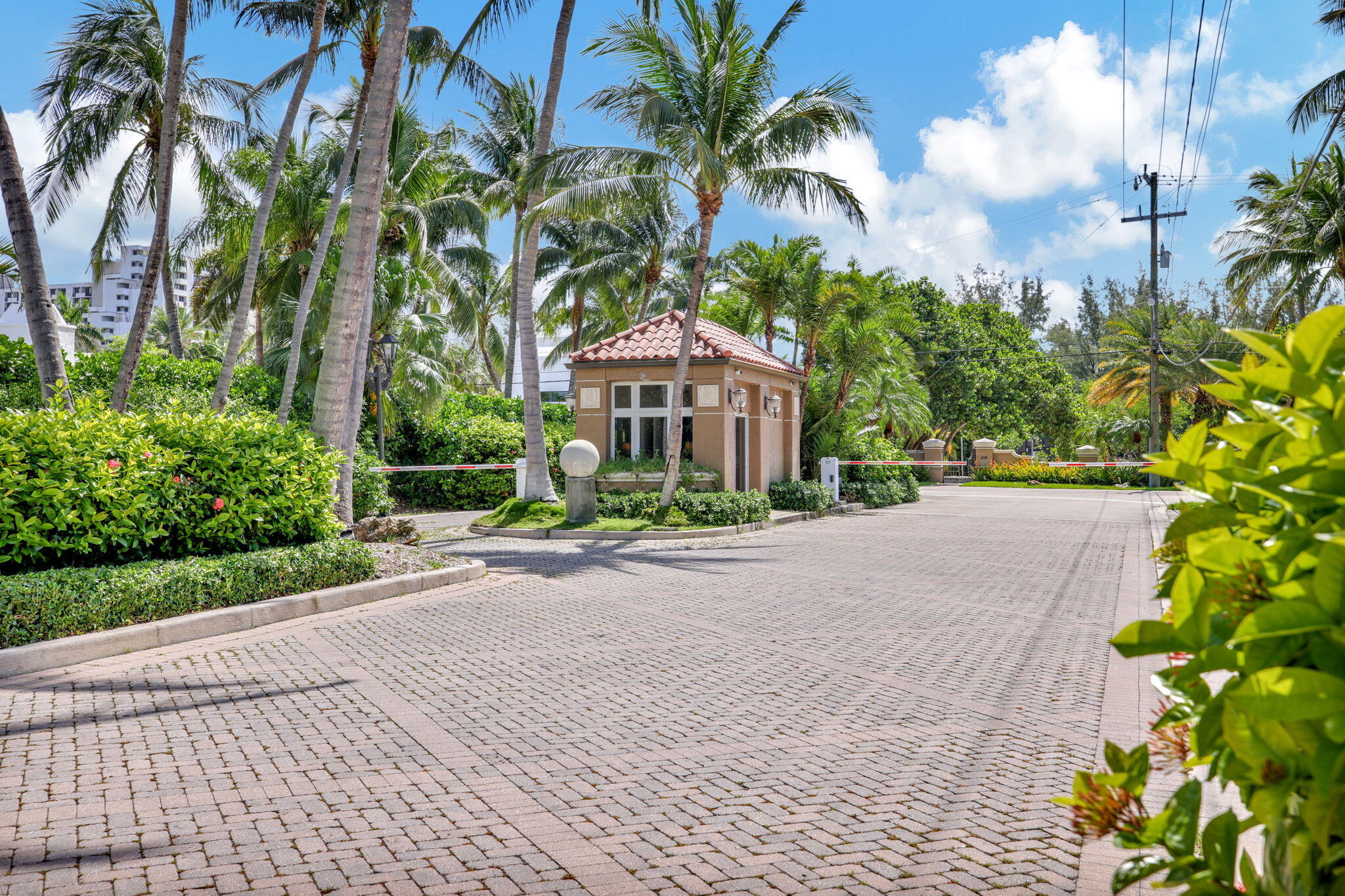 HARBOR BEACH - Residential