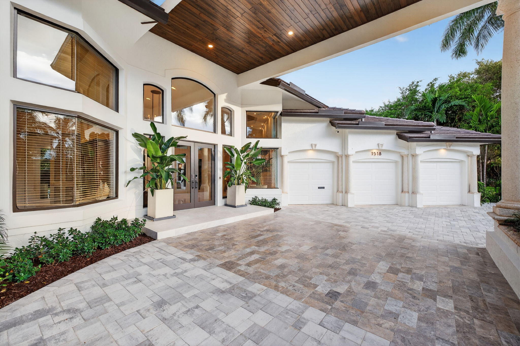 HARBOR BEACH - Residential