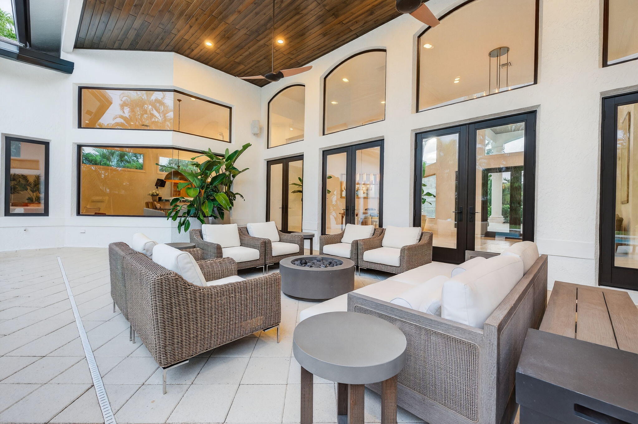 HARBOR BEACH - Residential