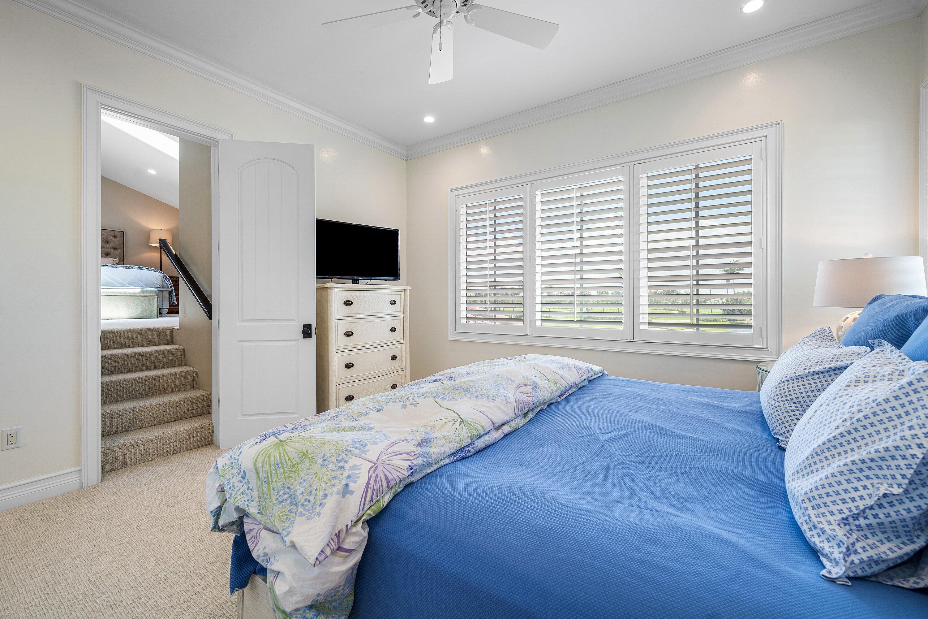 SAILFISH POINT - Residential