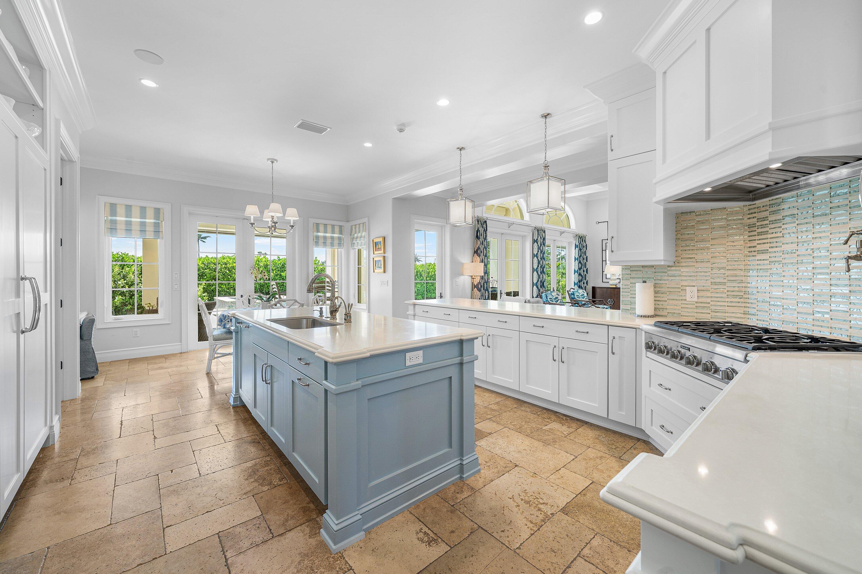 SAILFISH POINT - Residential