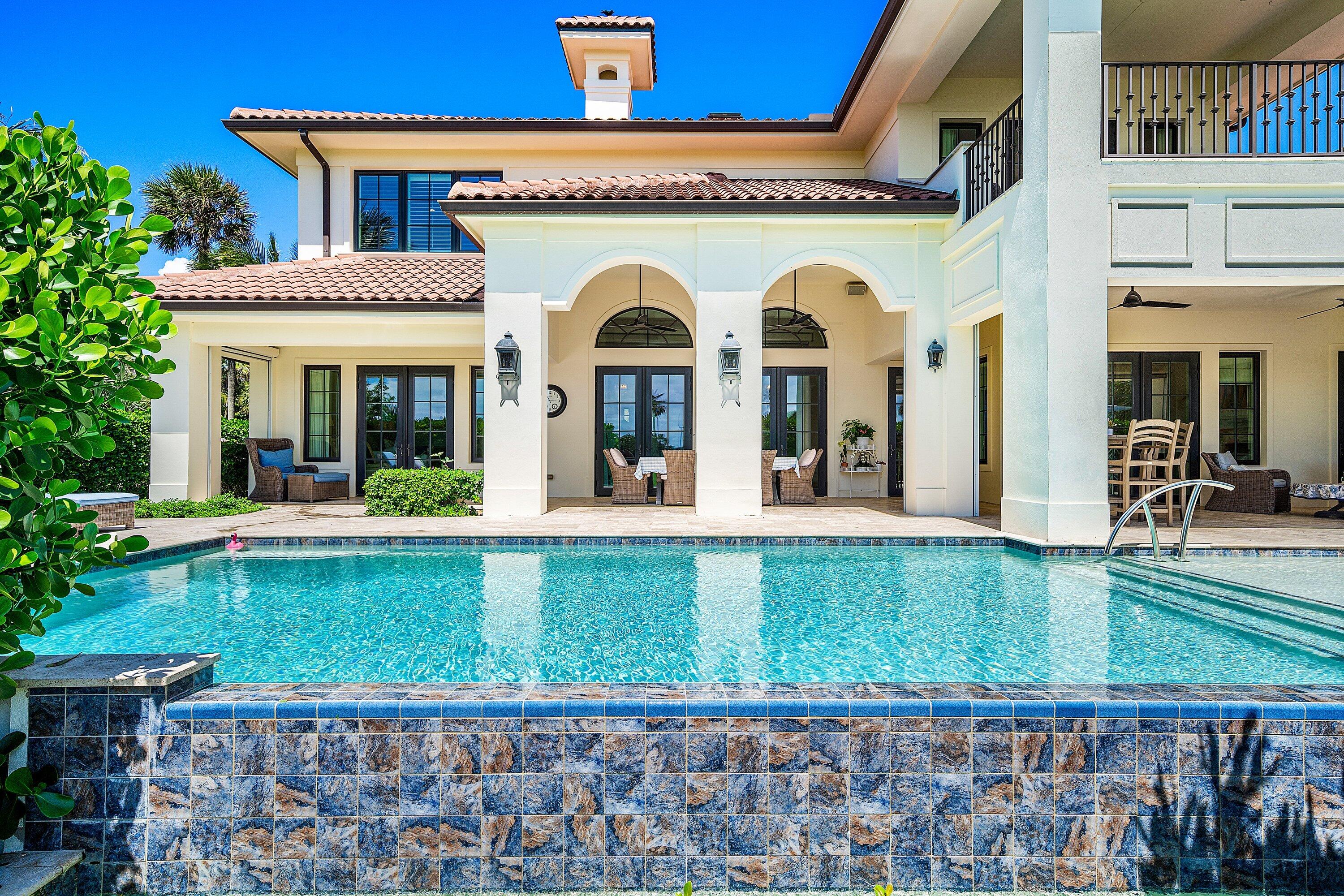 SAILFISH POINT - Residential