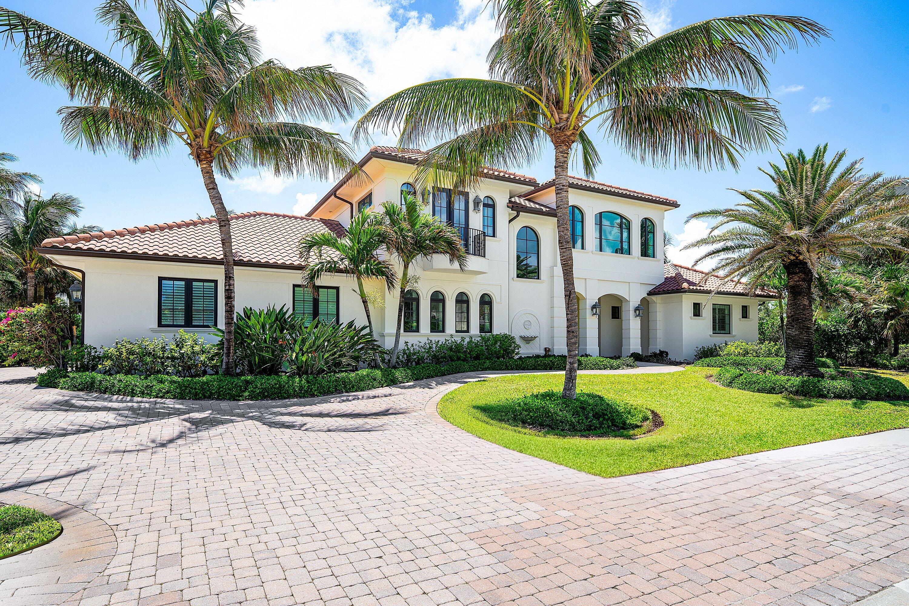 SAILFISH POINT - Residential