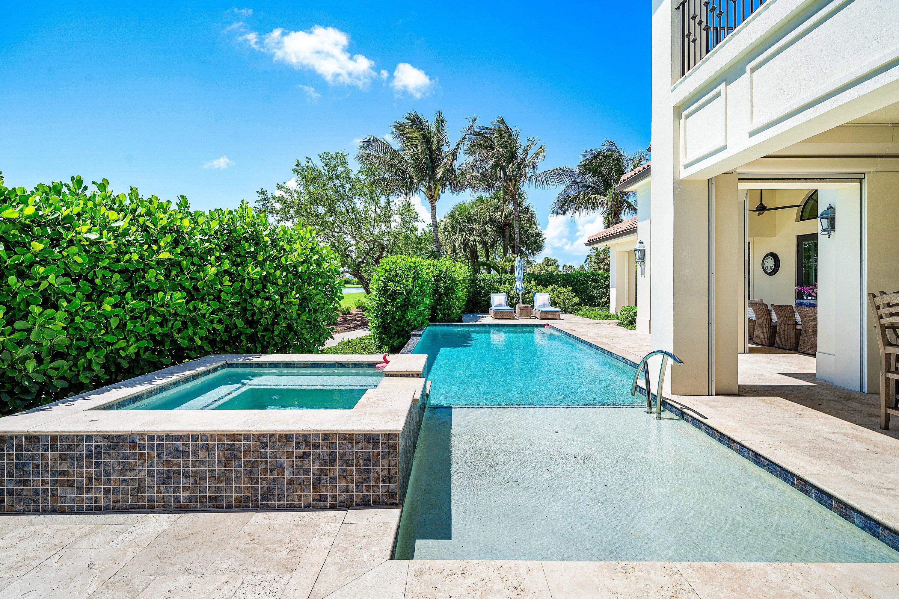 SAILFISH POINT - Residential
