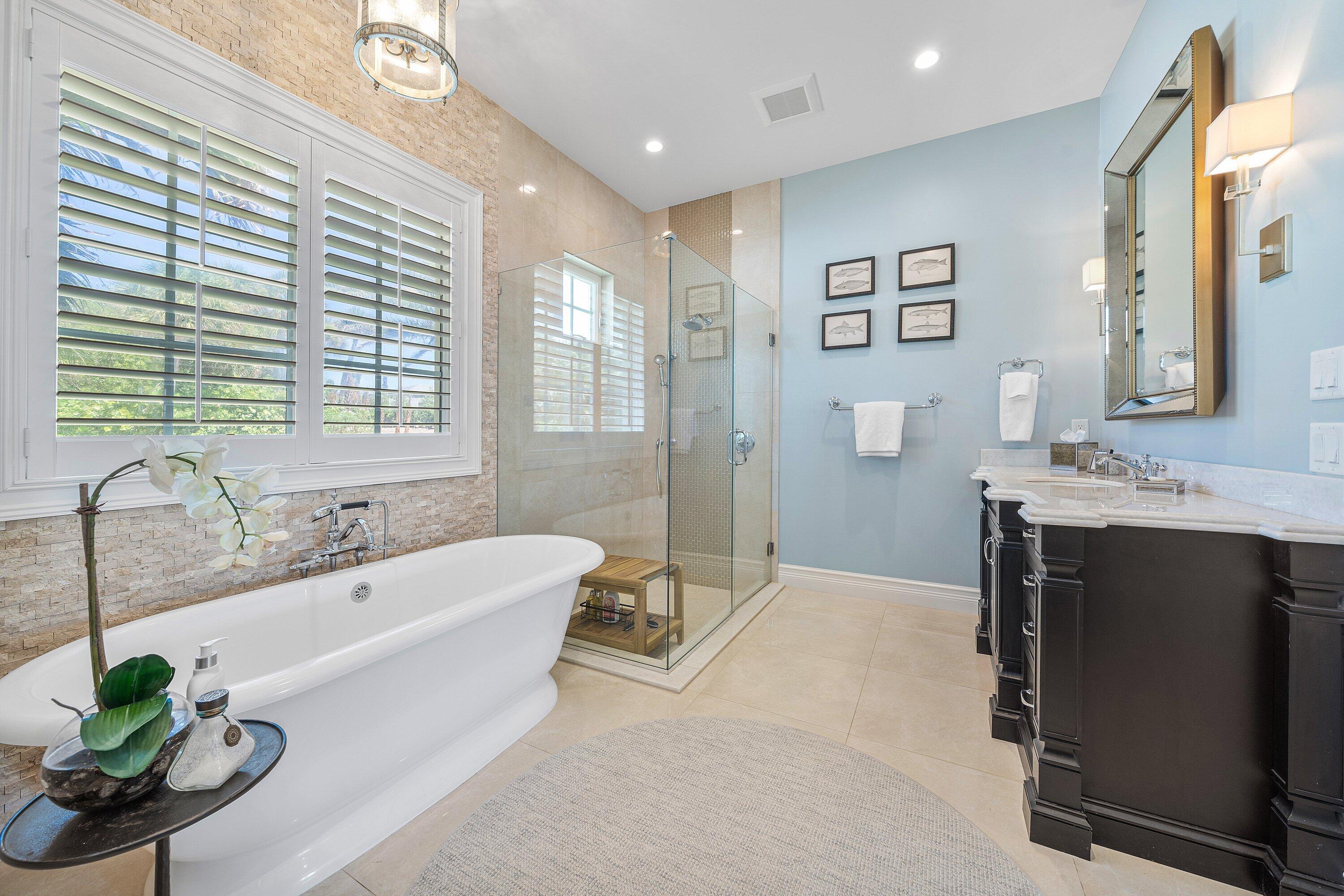 SAILFISH POINT - Residential