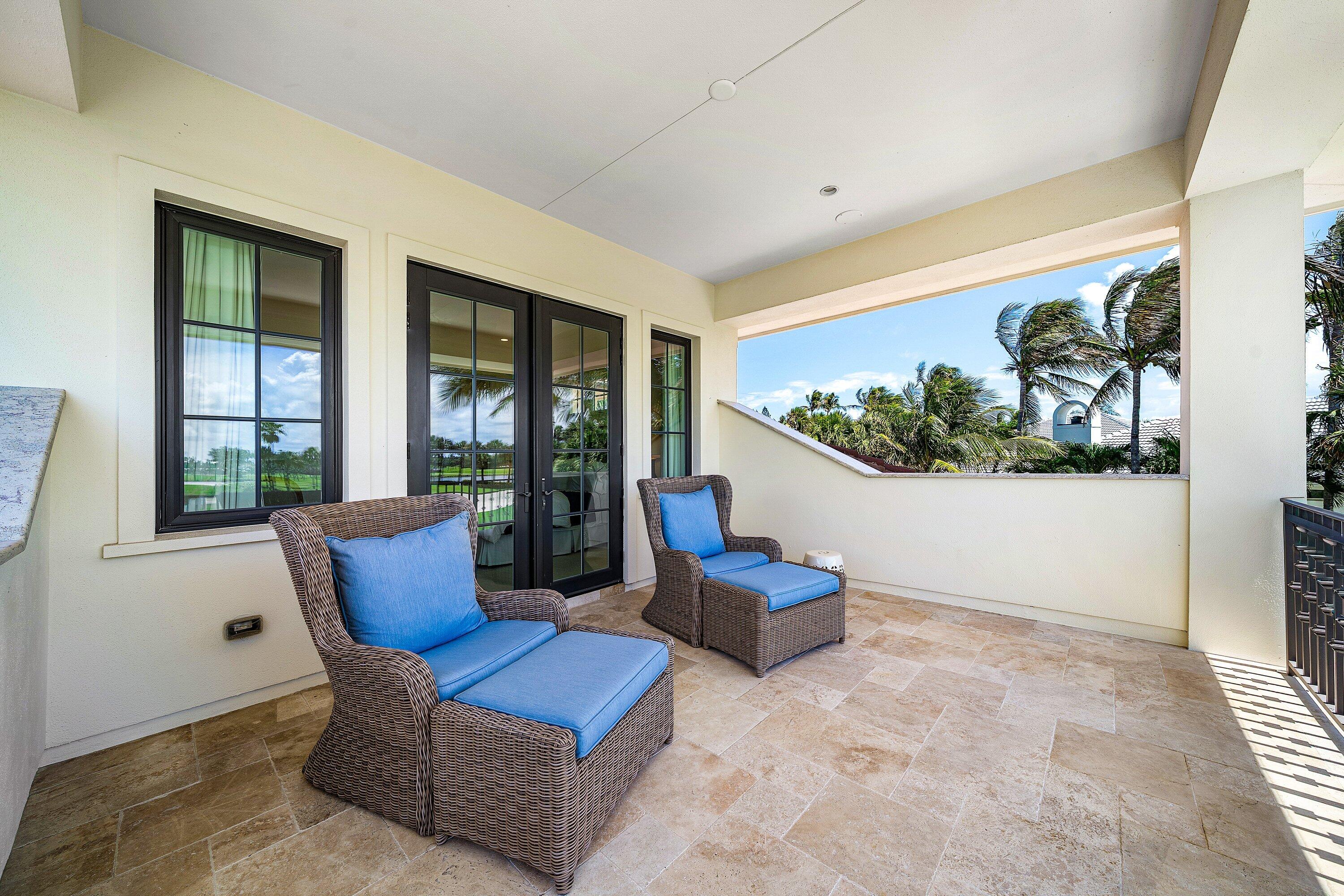 SAILFISH POINT - Residential