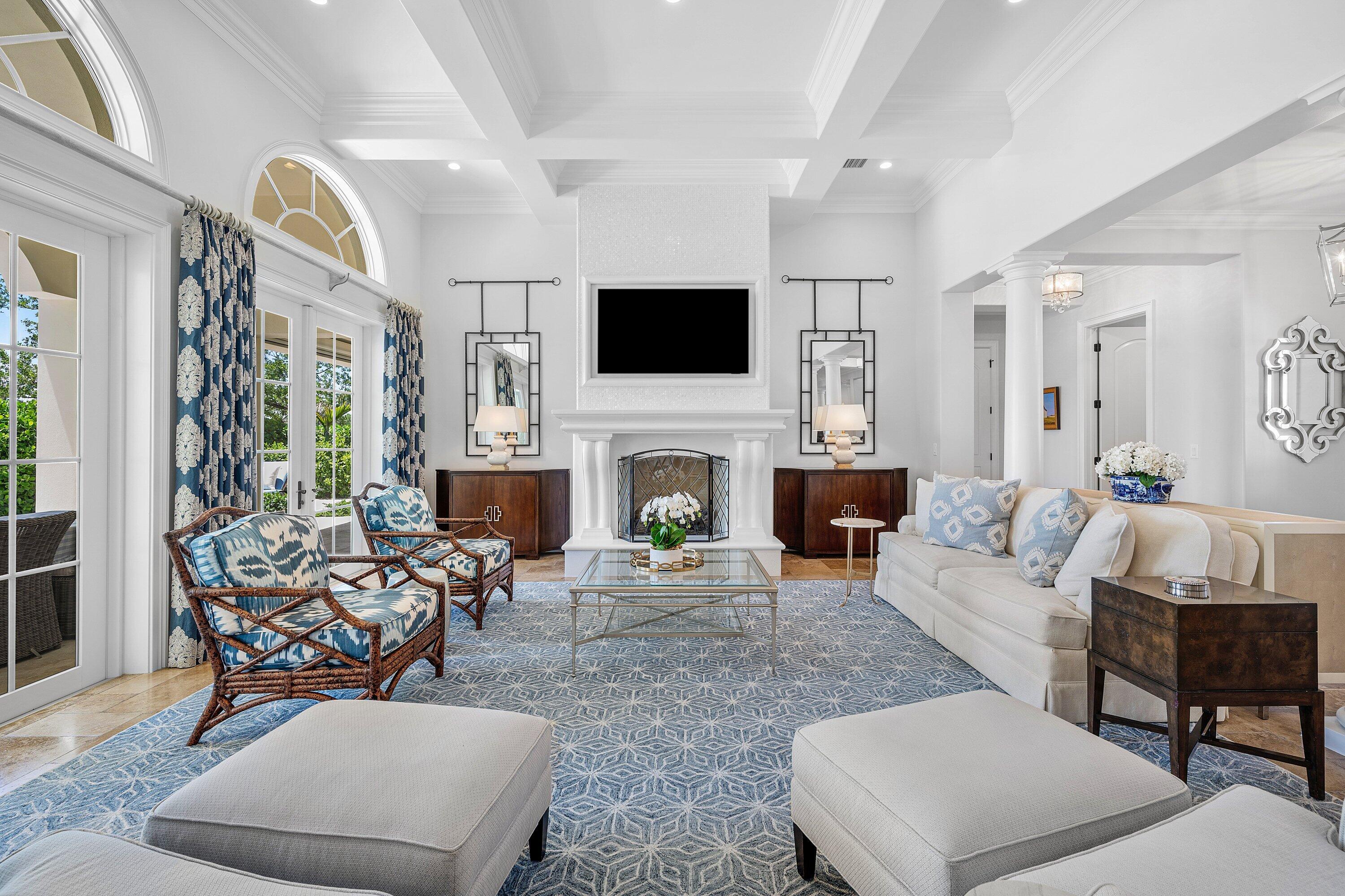 SAILFISH POINT - Residential