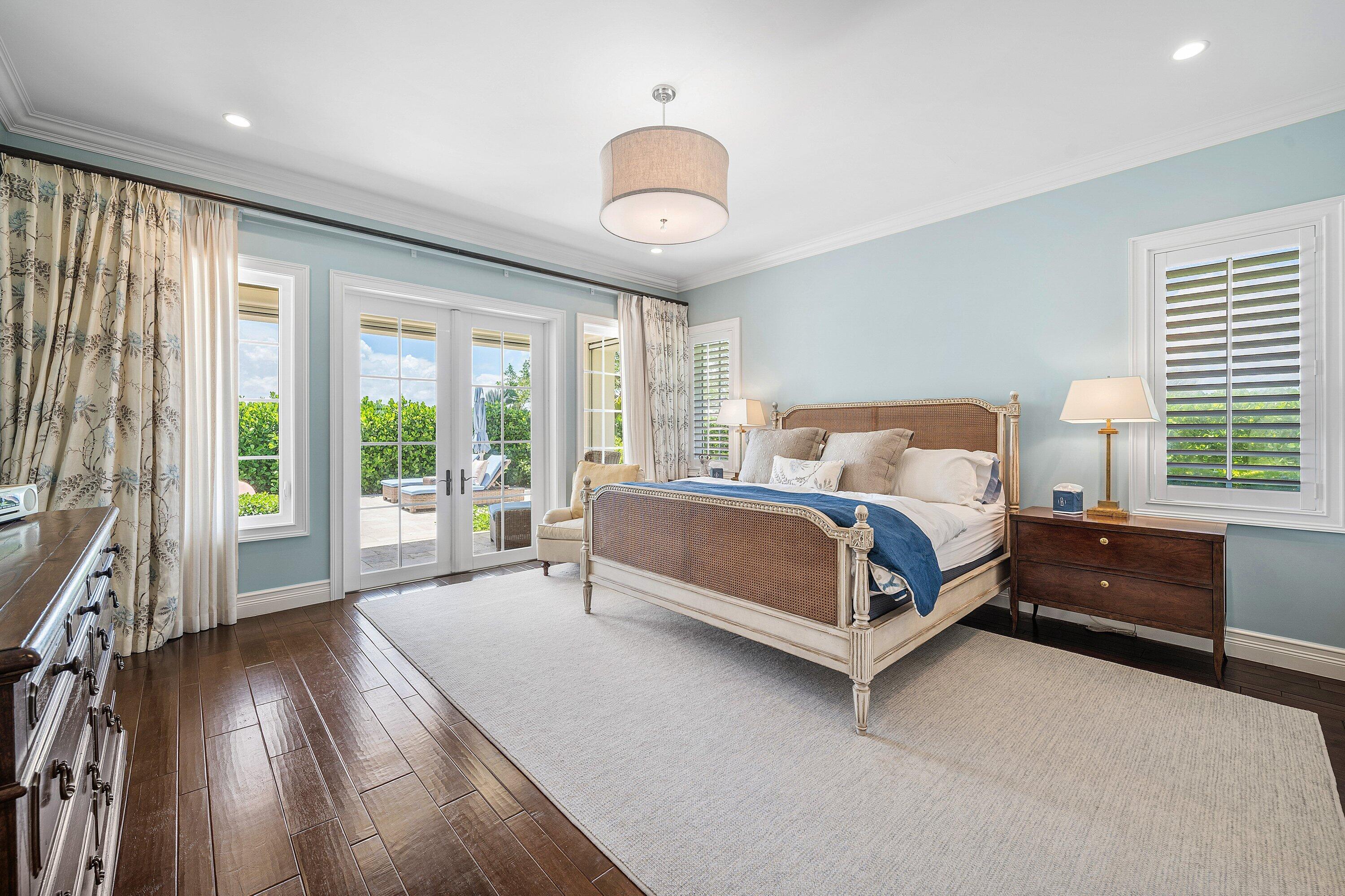 SAILFISH POINT - Residential