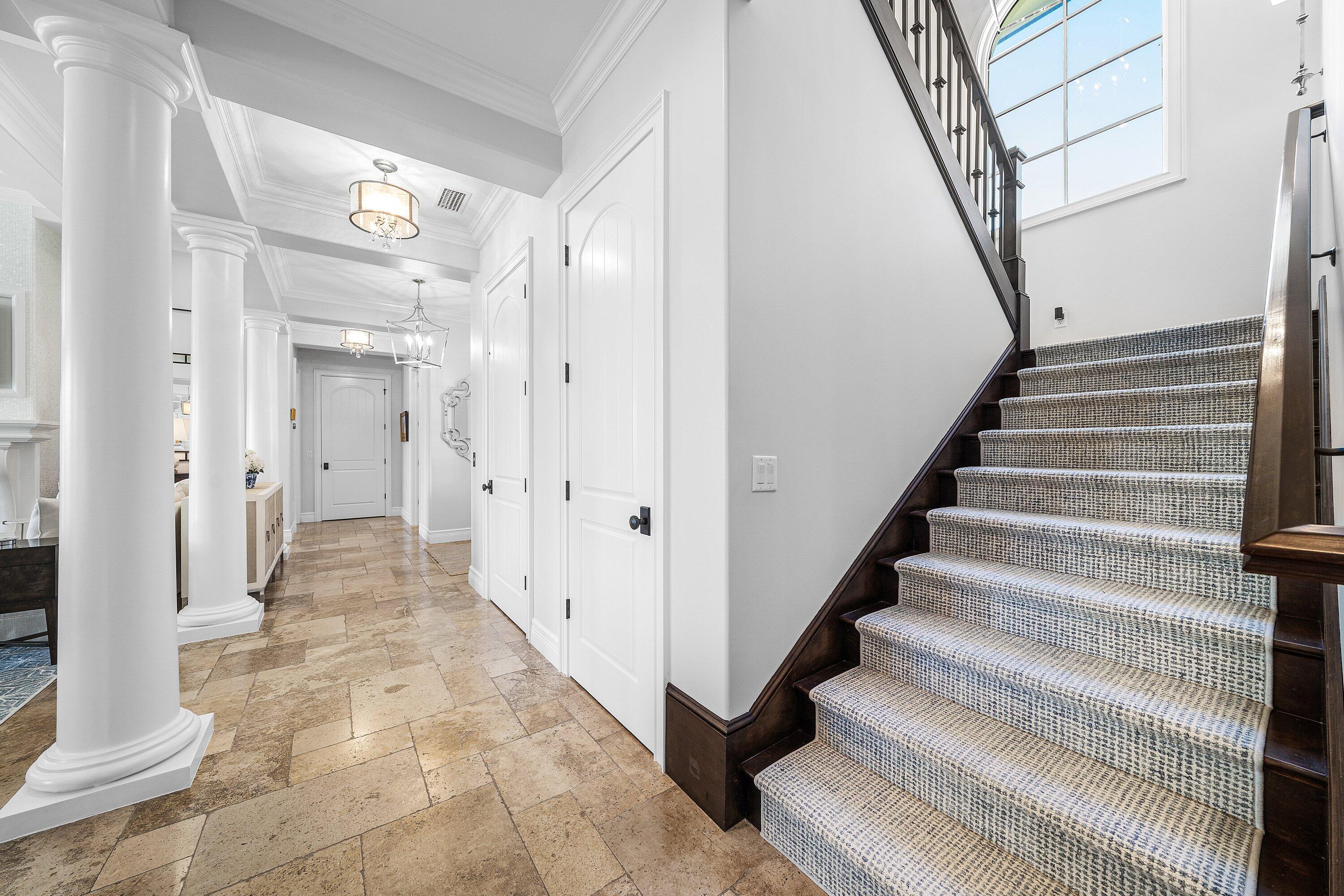 SAILFISH POINT - Residential