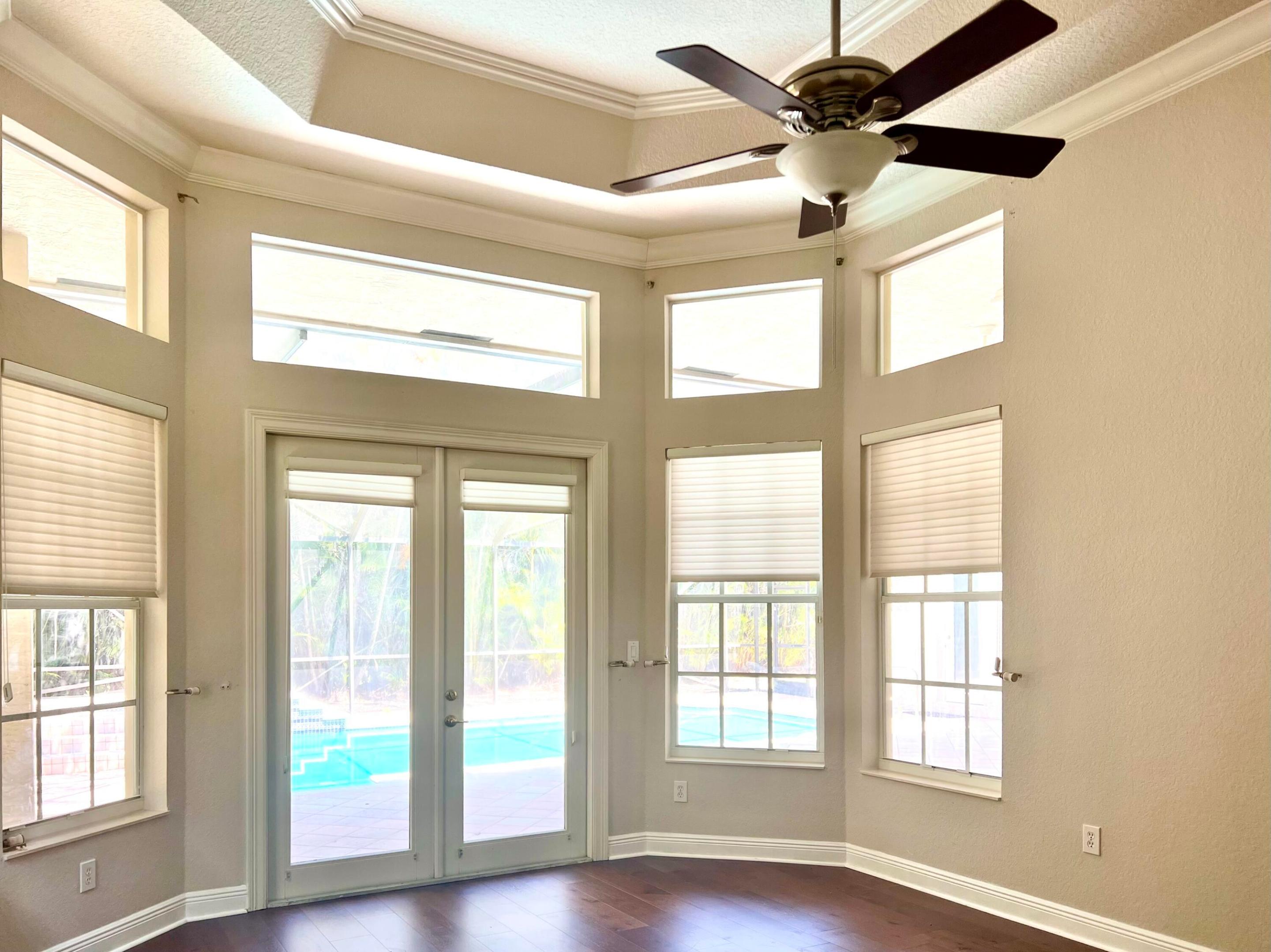 CAPELLA 1 - Residential Lease